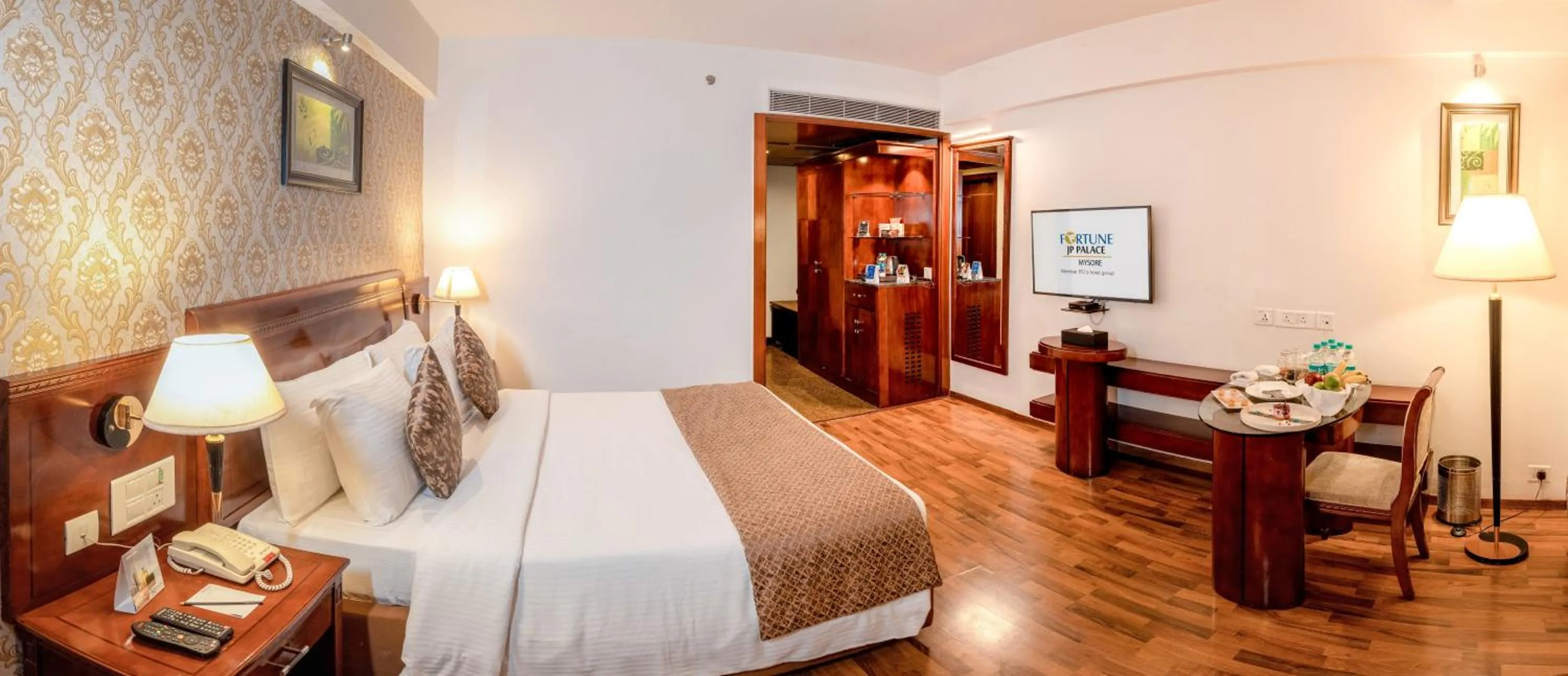 Deluxe Double or Twin Room  - single occupancy in Fortune JP Palace, Mysore - Member ITC Hotels' Group