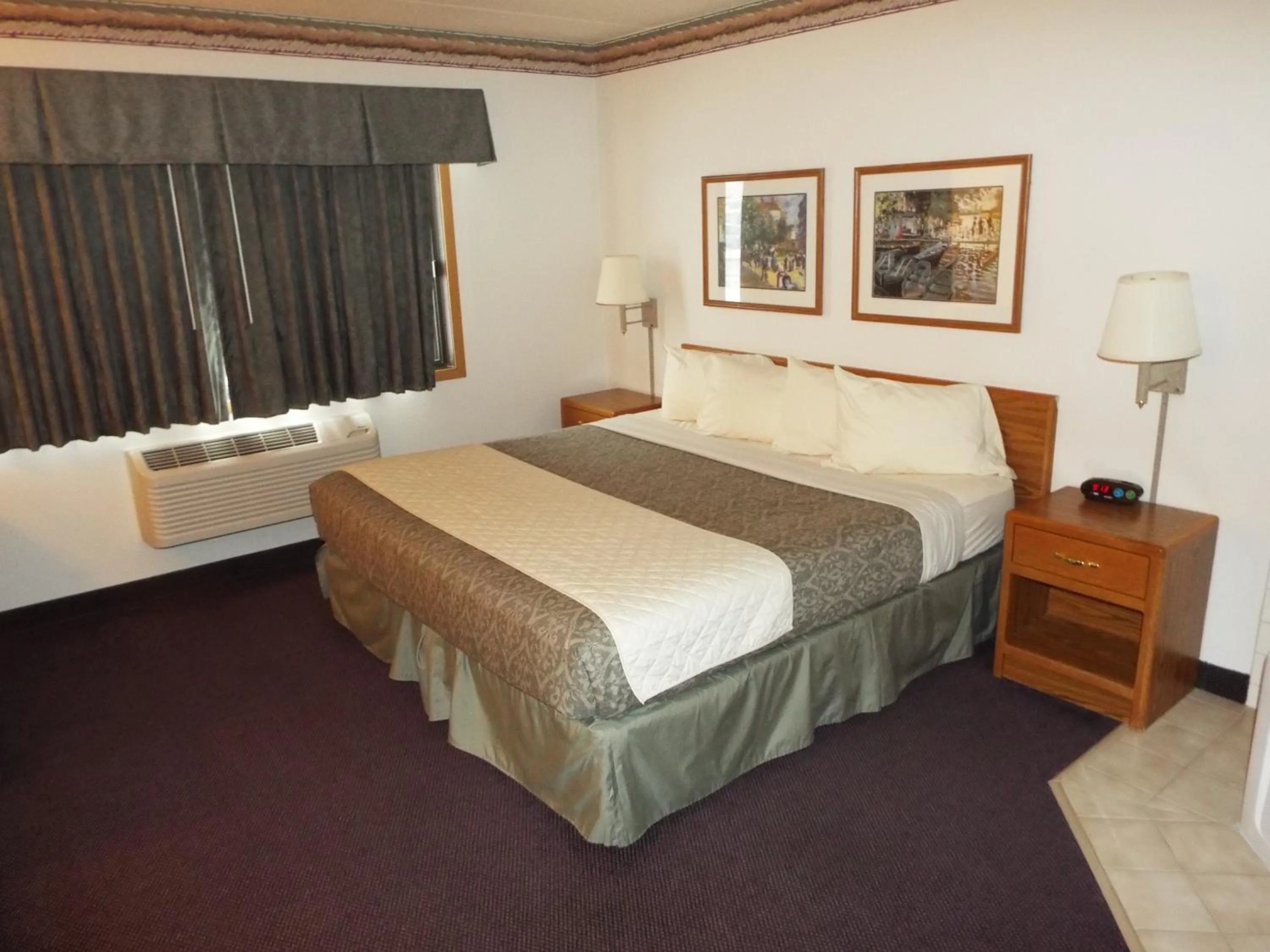 Studio with Spa Bath in FairBridge Inn & Suites Thorp