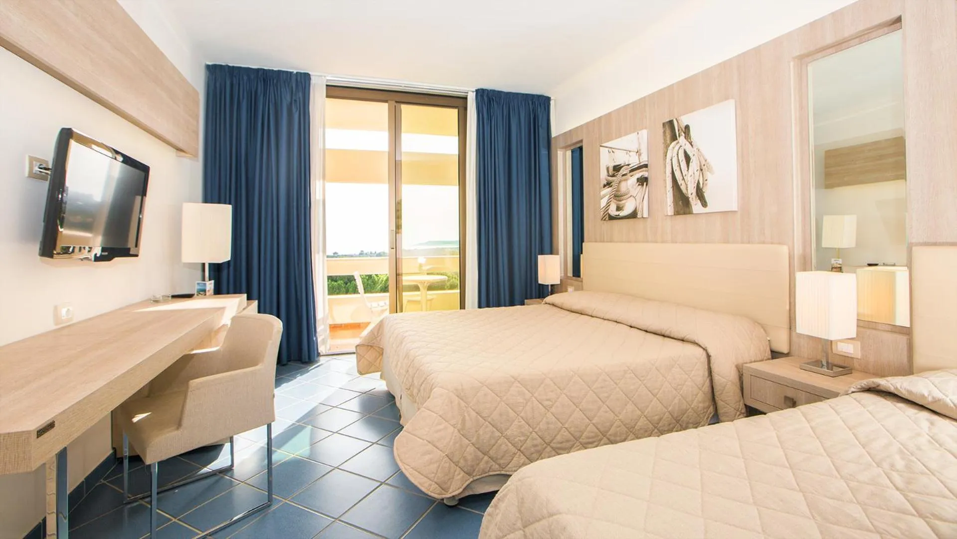 Superior Quadruple Room with Sea View in MClub Lipari