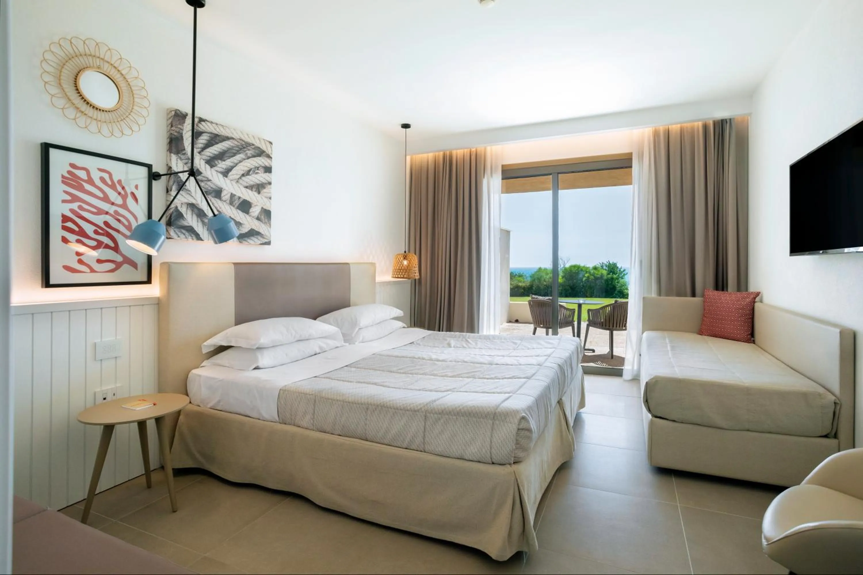 Superior Triple Room in Mangia's Torre Del Barone Resort & SPA