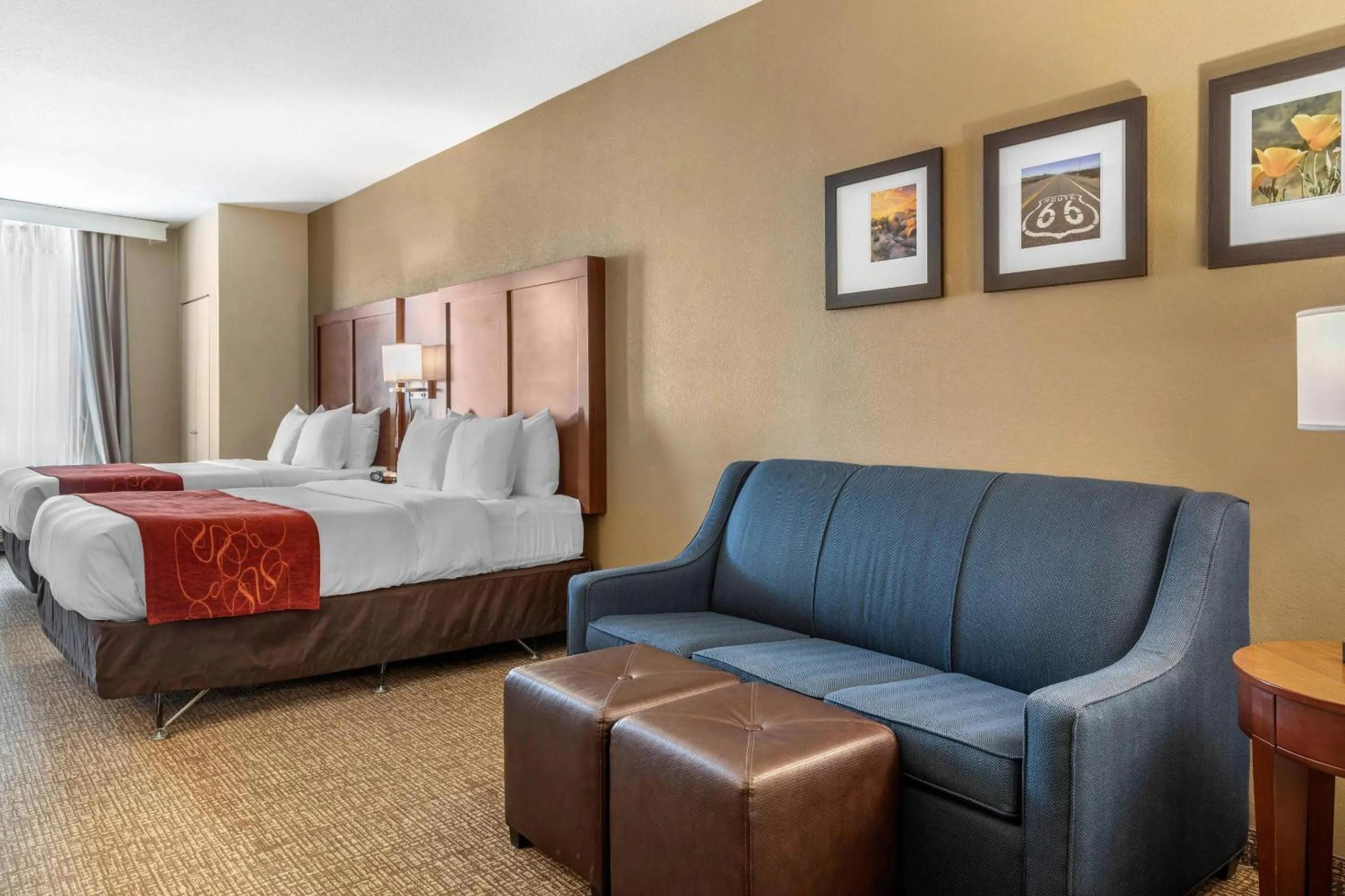 Queen Suite with Two Queen Beds in Comfort Suites Barstow near I-15