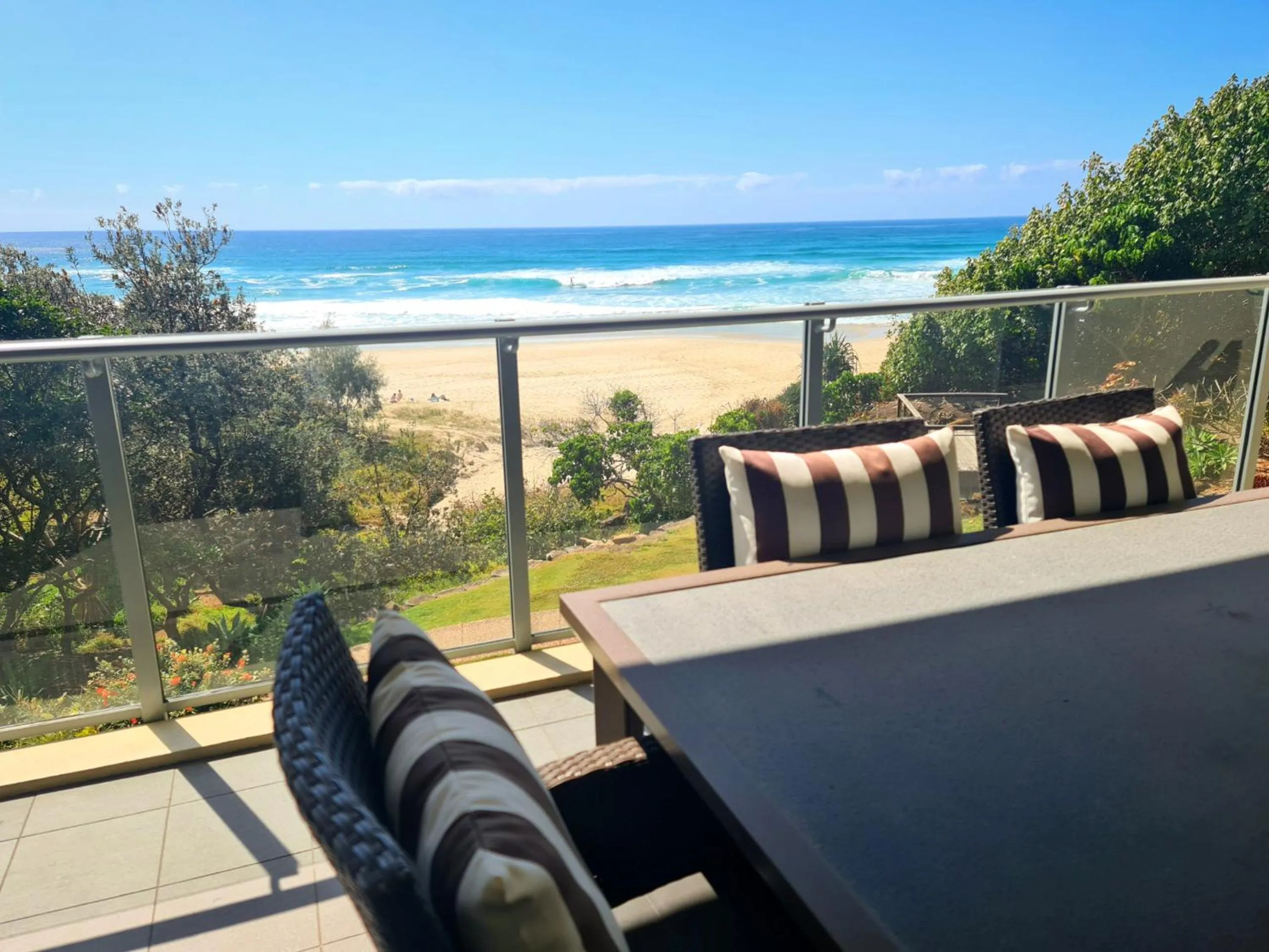 Three-Bedroom Beachfront Apartment in The Beach Cabarita