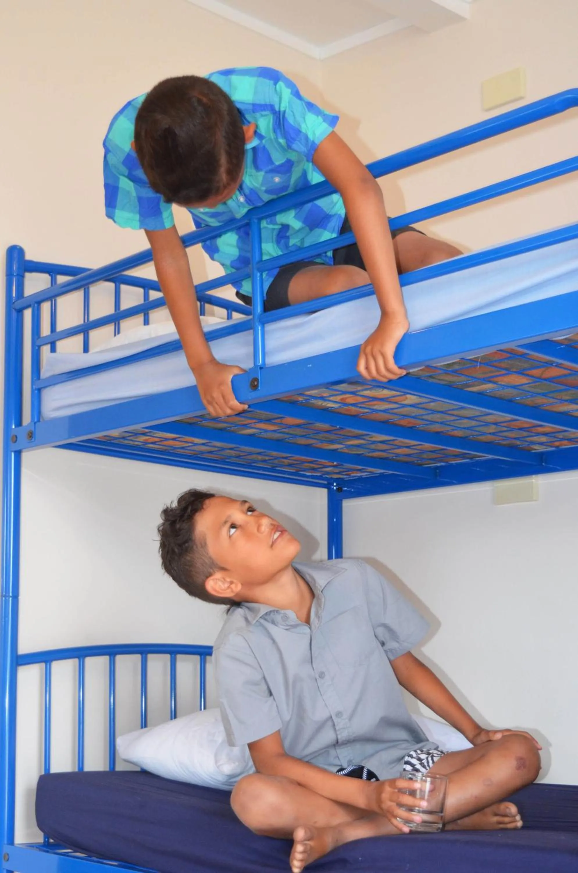 Bed in 4-Bed Dormitory Room in Beachcomber Lodge & Backpacker