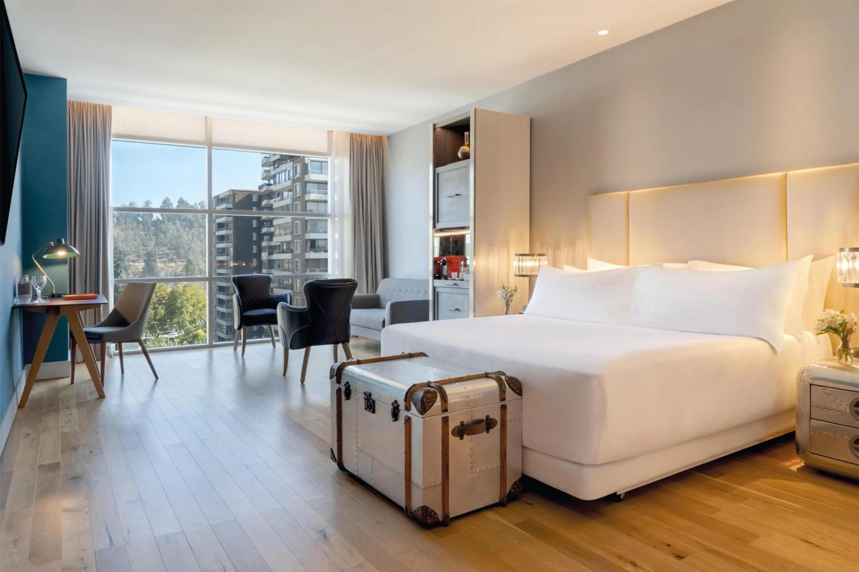 Junior Suite in NH Collection Santiago Casacostanera