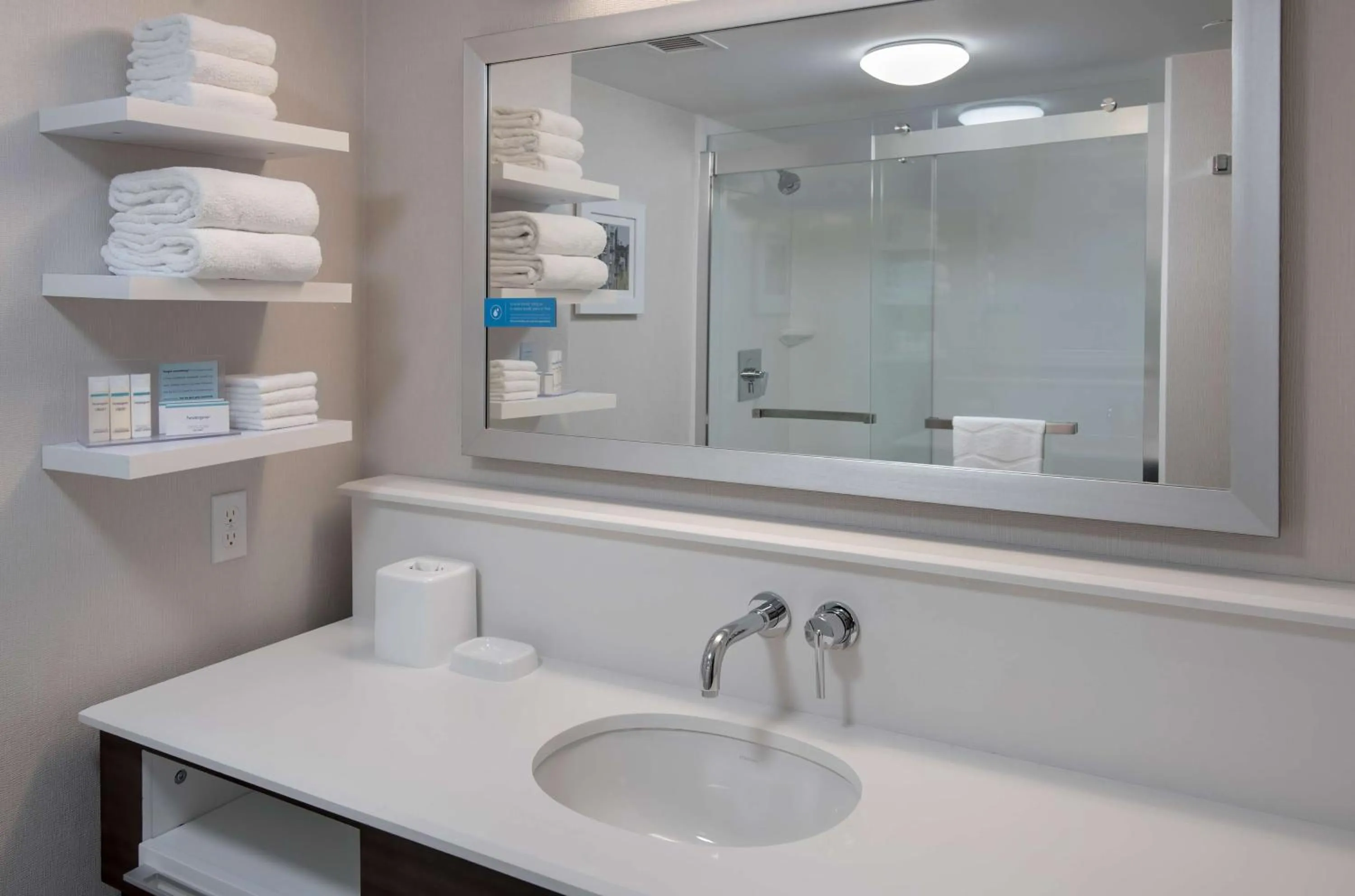 Premium Queen Studio with Two Queen Beds - Non-Smoking in Hampton Inn Boston Logan Airport
