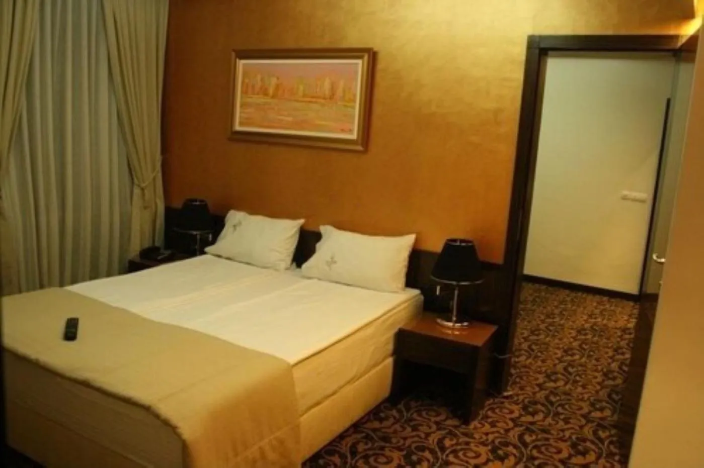 Deluxe Double Room - single occupancy in Hotel Hercegovina