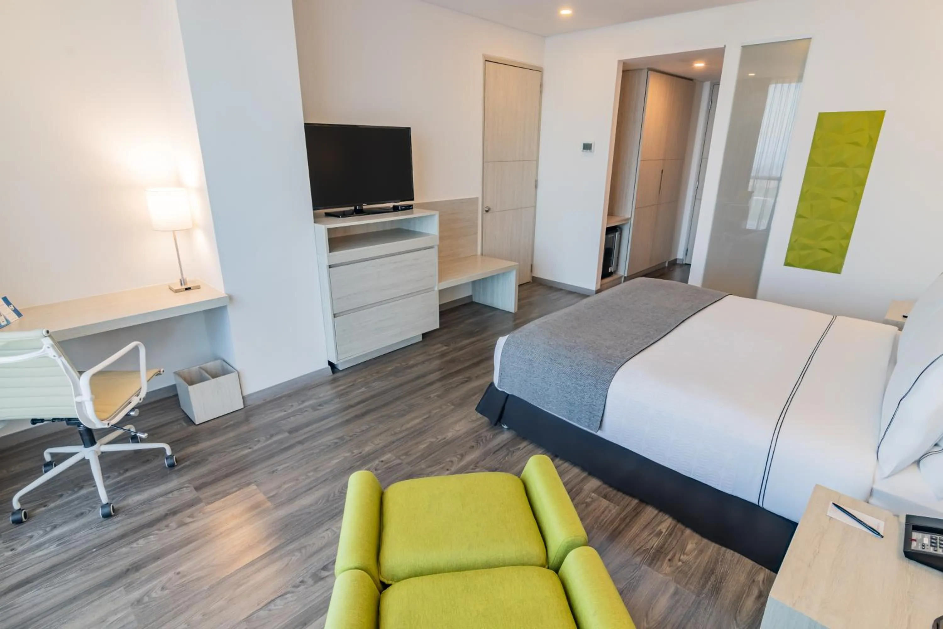 Standard King Room in Sonesta Hotel Ibagué