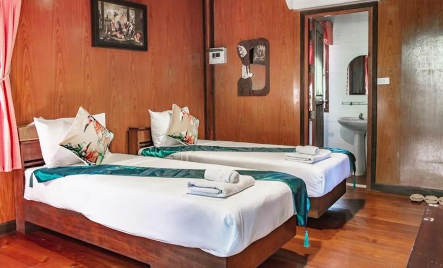 Economy Twin Room in Banviewnam Camping & Resort