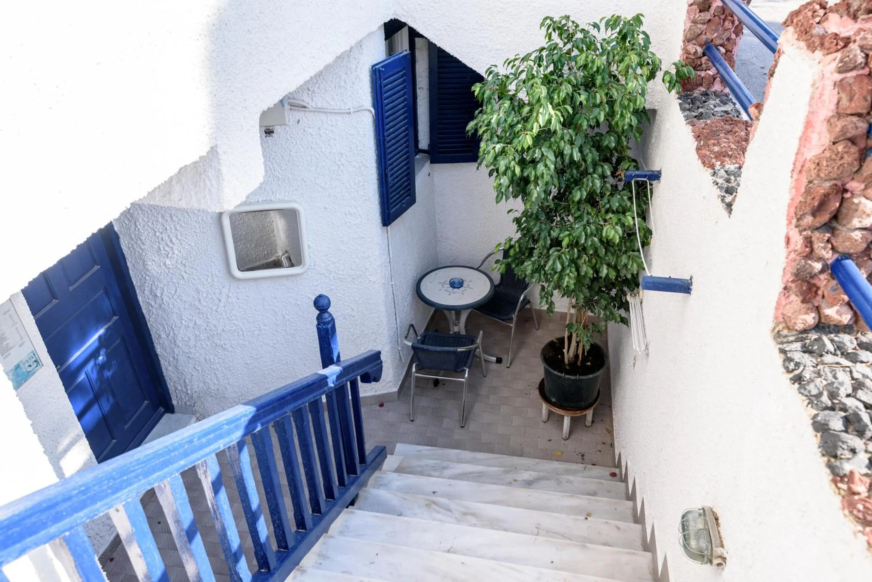 Semi-Basement Economy Twin Room - No View in Hotel Porto Perissa