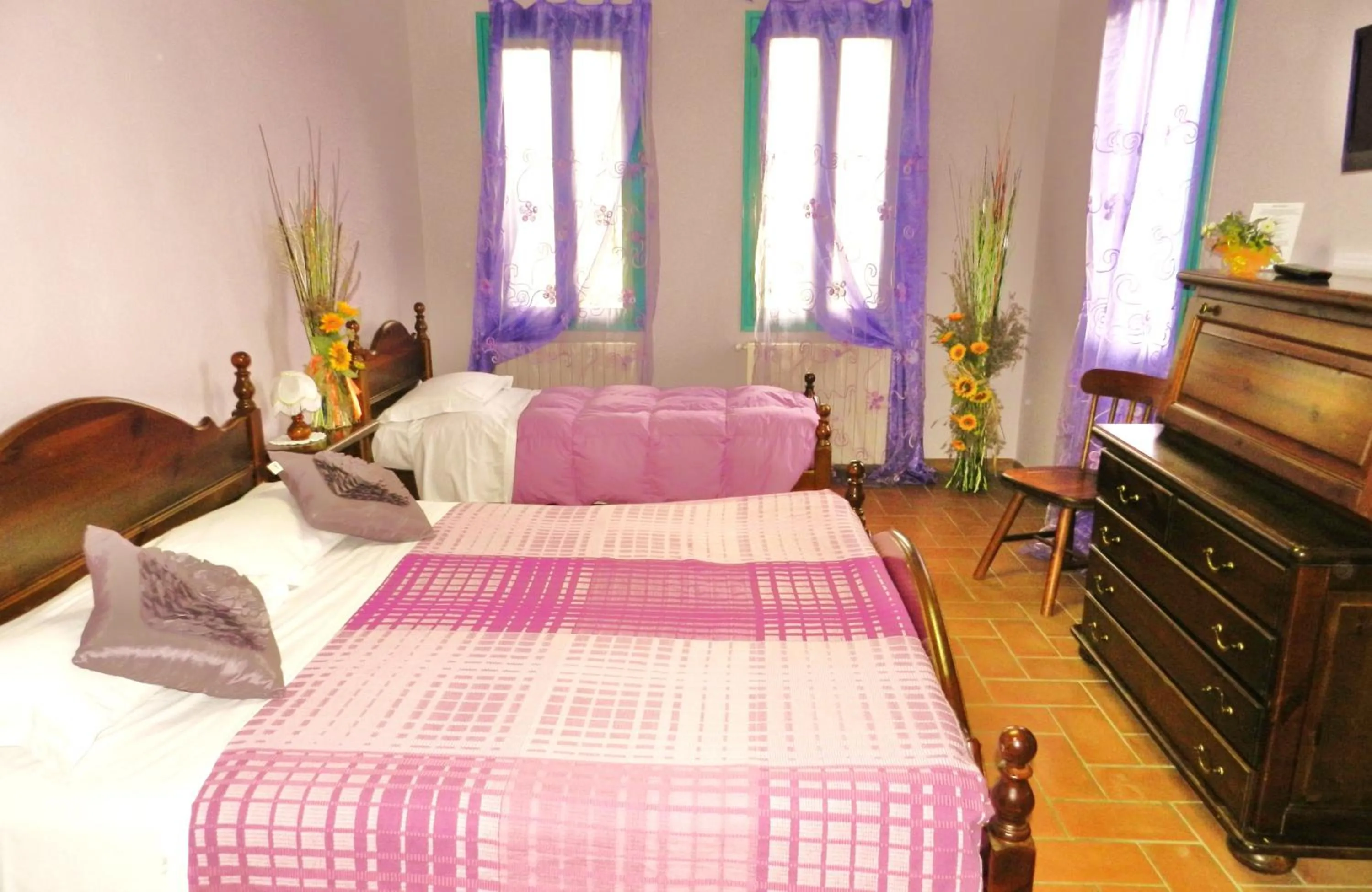 Triple Room in Hotel Rurale Canneviè