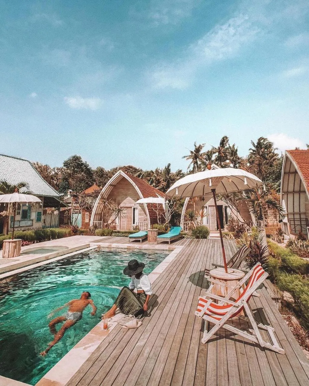 Deluxe Bungalow with Garden View in La Roja Bungalows