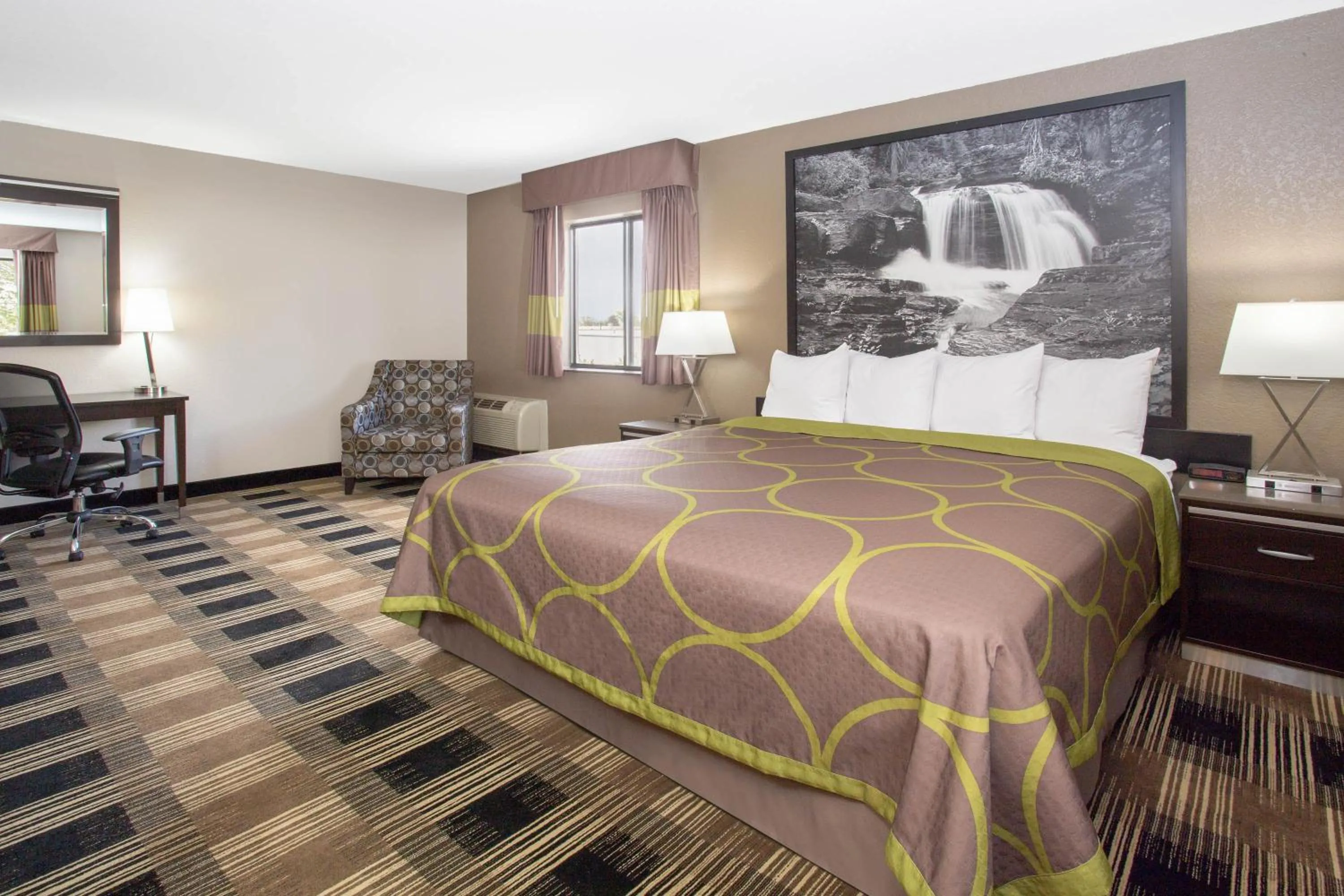 King Room - Non-Smoking in Super 8 by Wyndham Billings