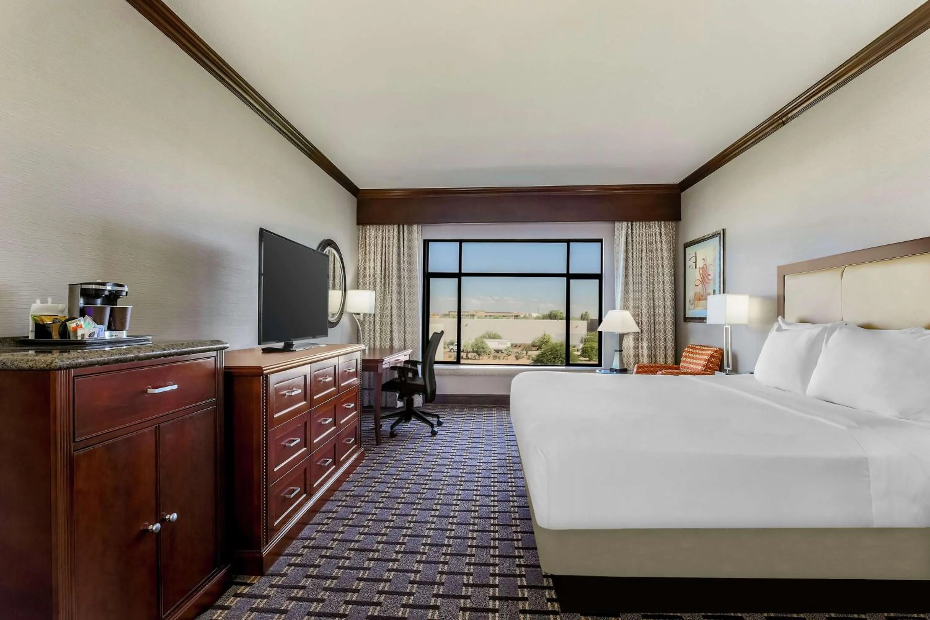 King Room - Hearing Access in Hilton Phoenix Chandler