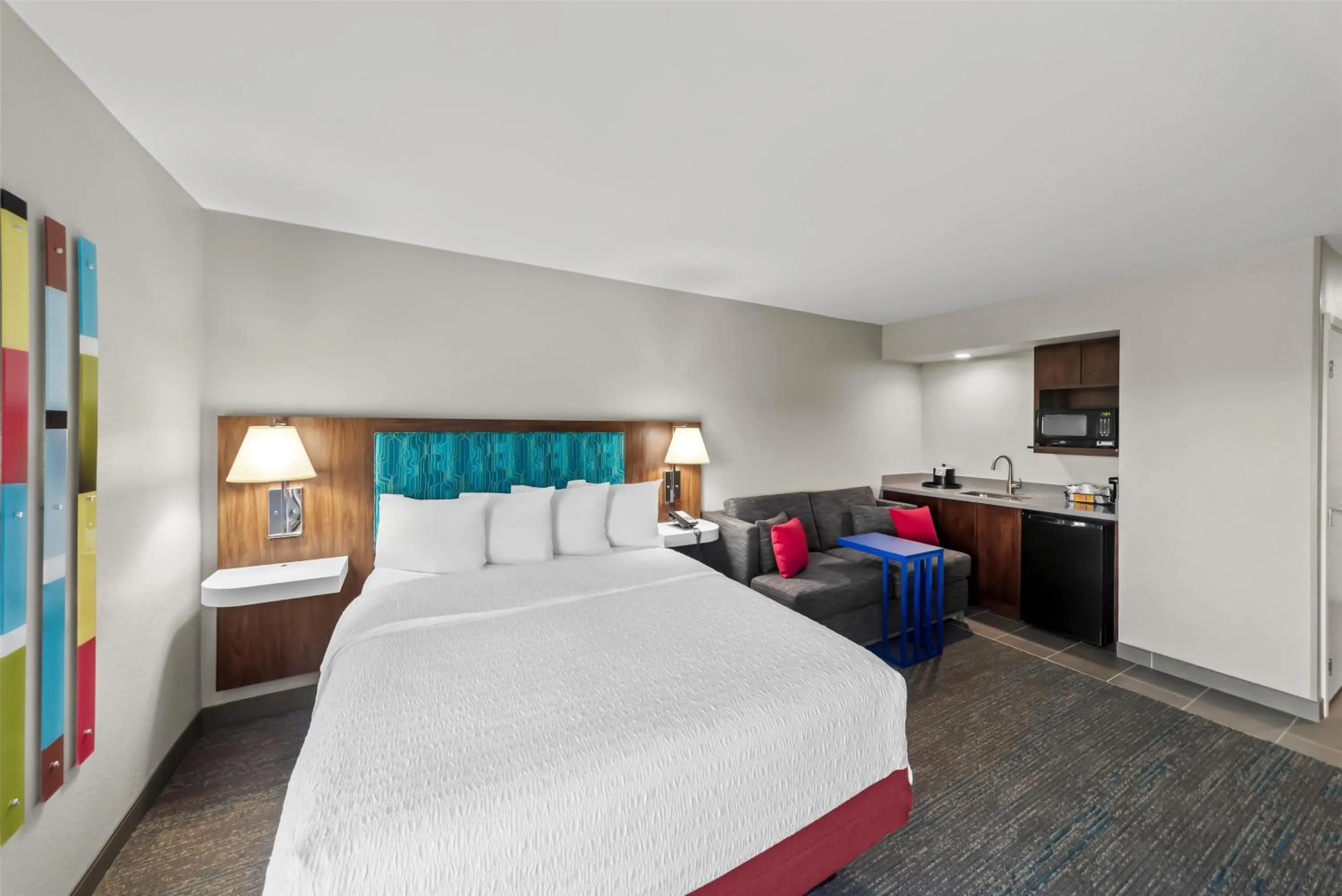 Queen Suite with Sofa Bed in Hampton by Hilton - North Platte