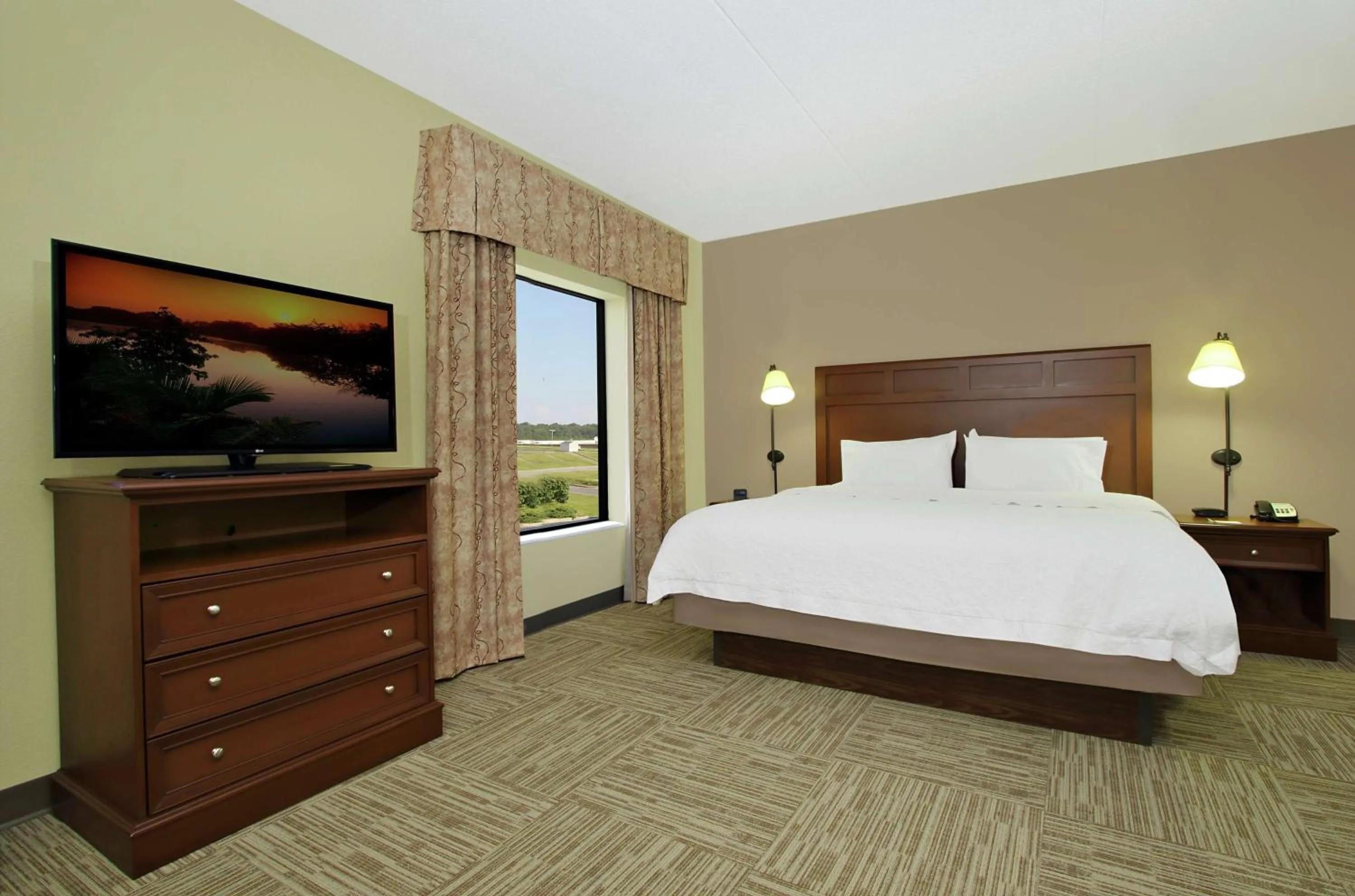 King Studio Suite with Sofa Bed - Non-Smoking in Hampton Inn & Suites Murray