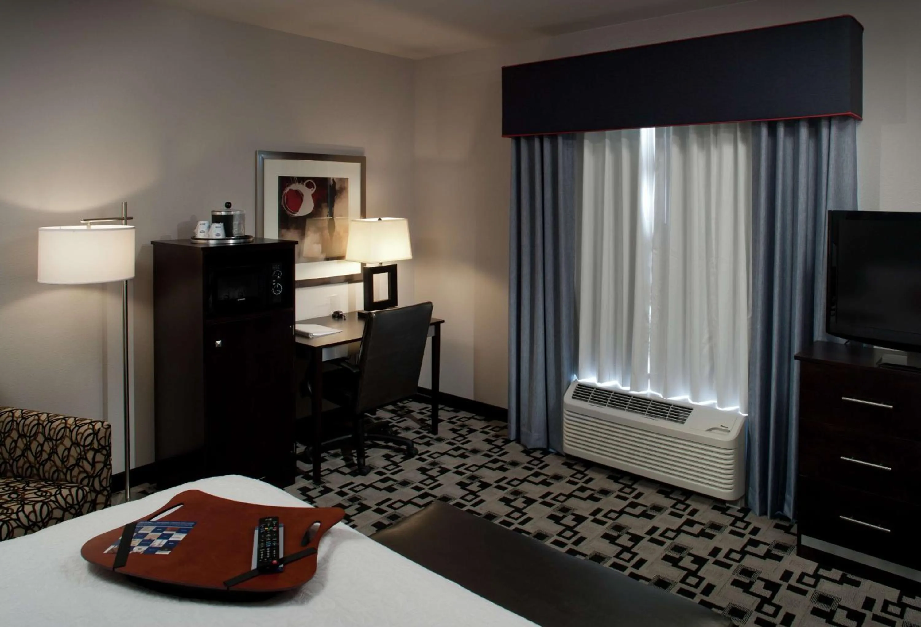 King Room with King Bed - Non-Smoking in Hampton Inn and Suites Marksville