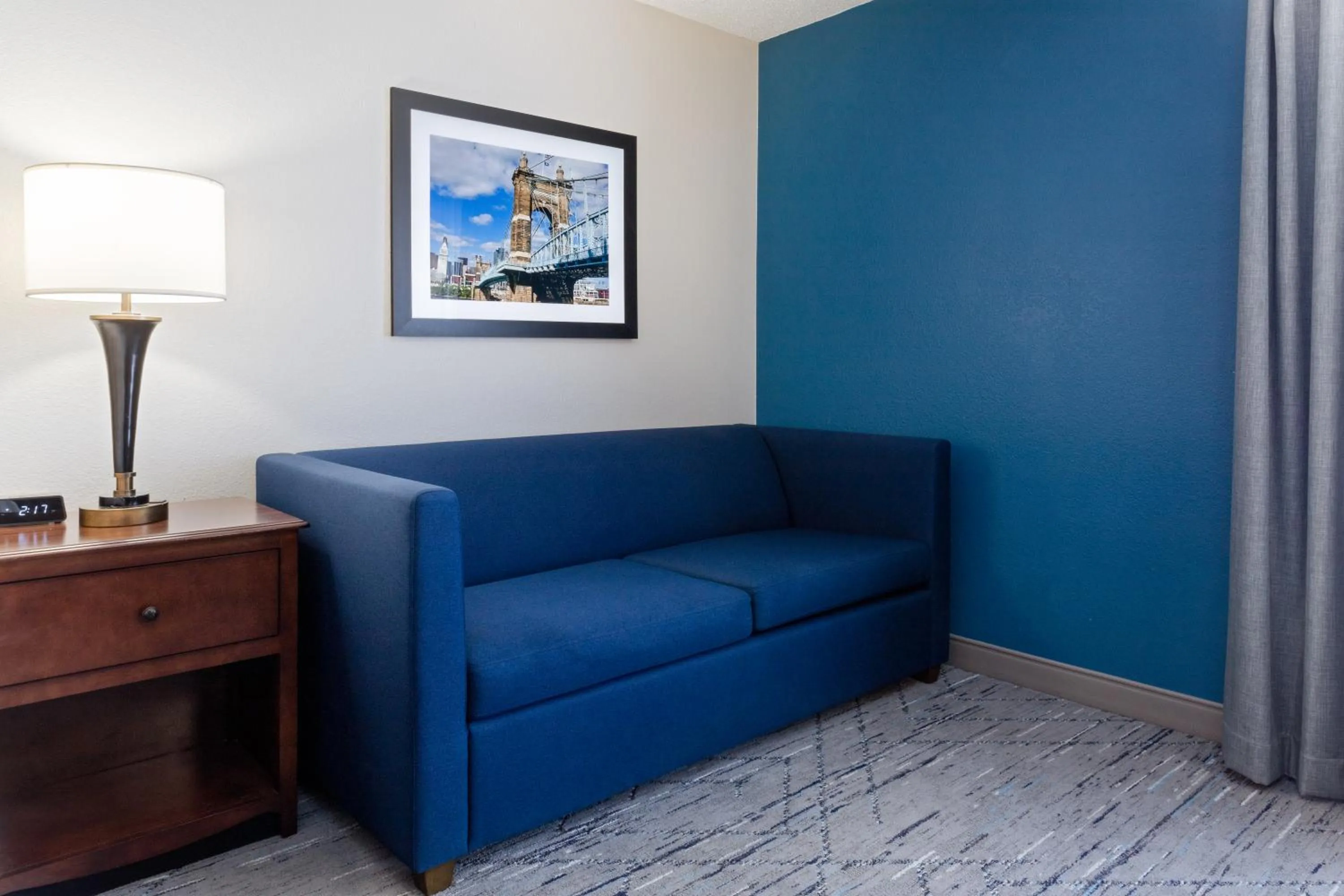 Standard Room in Holiday Inn Express & Suites Cincinnati Riverfront by IHG