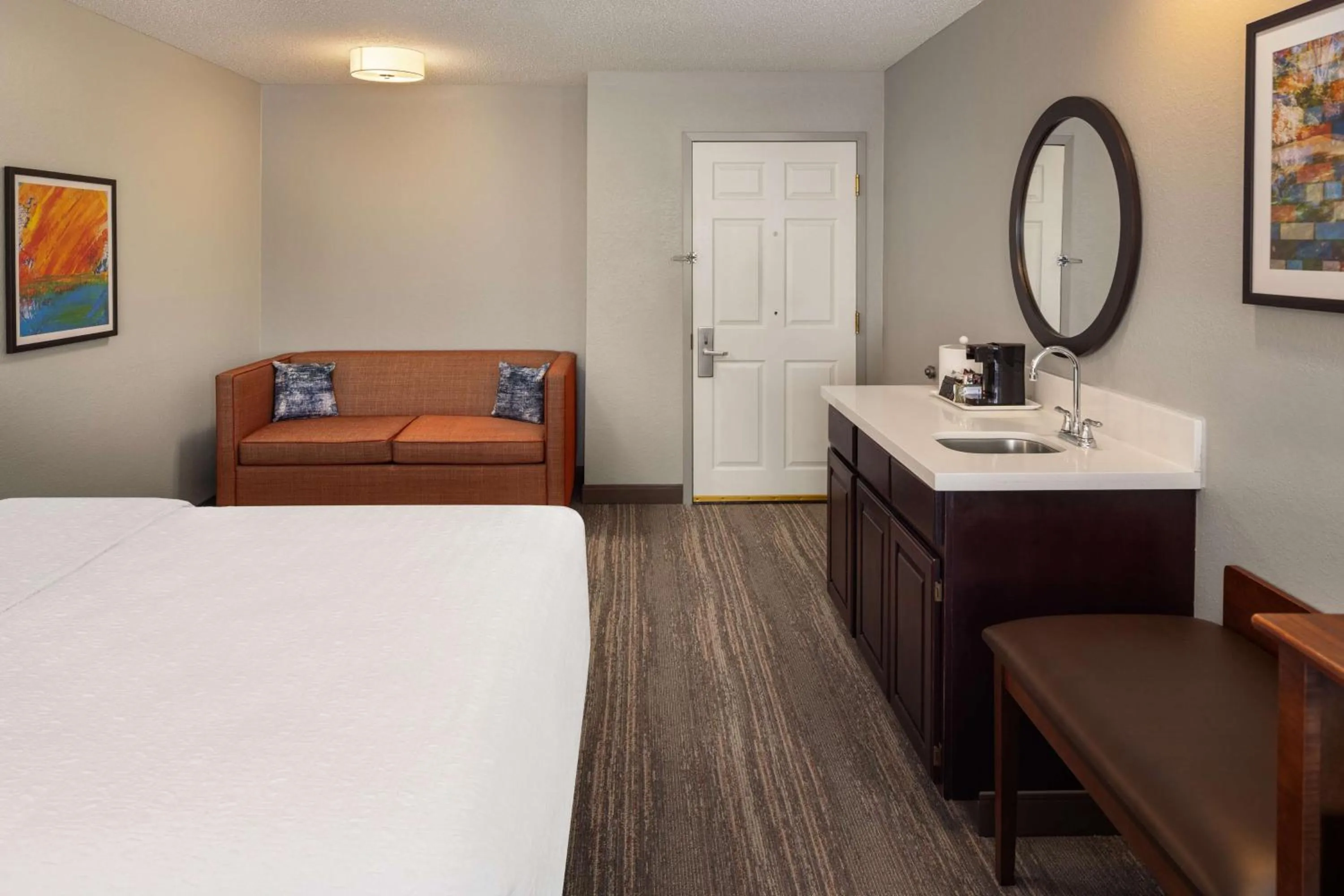 Queen Room with Two Queen Beds and Sofa Bed - Mobility Access/Non-Smoking in Hampton Inn Minneapolis Northwest Maple Grove