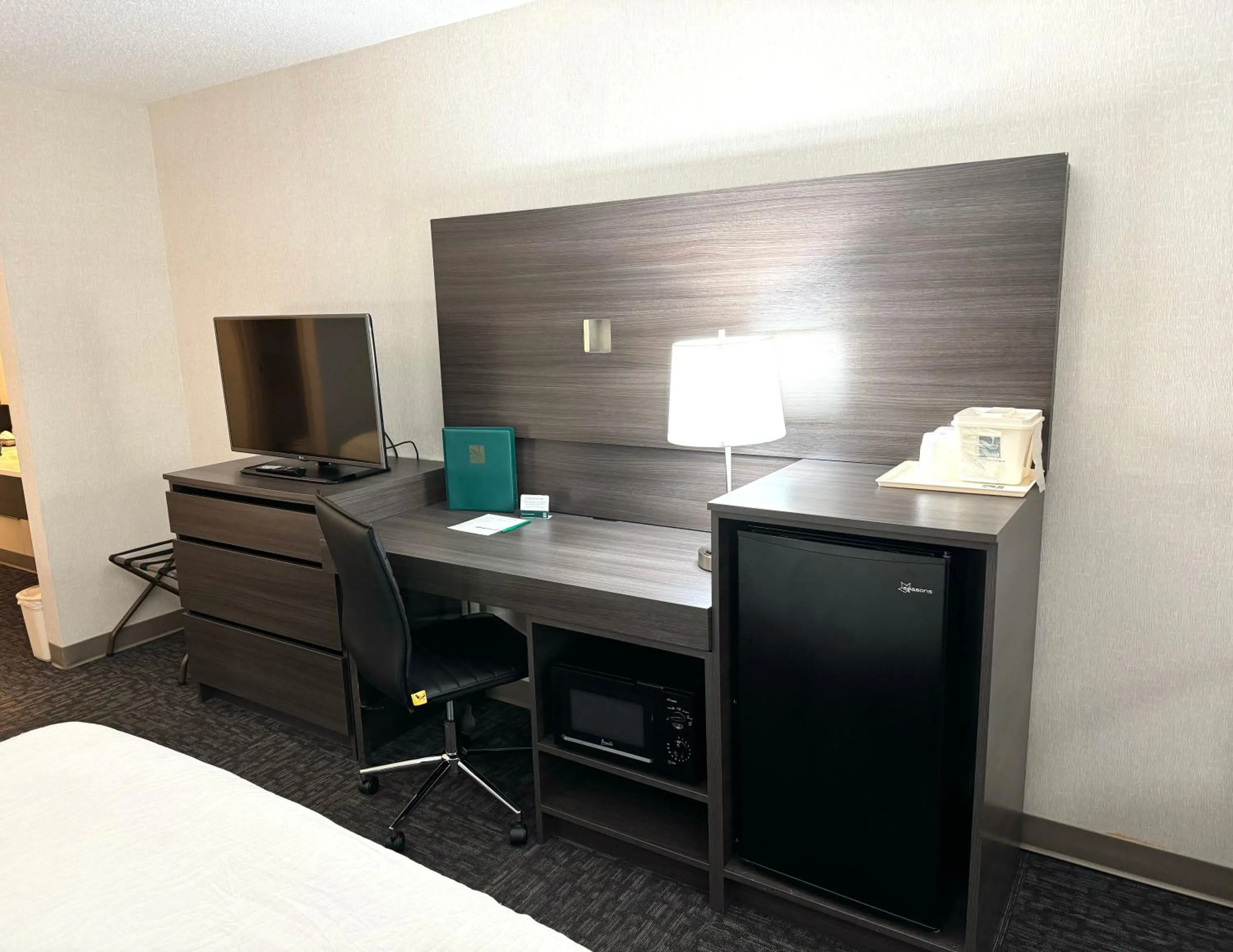 Queen Room with Two Queen Beds - Accessible/Non-Smoking  in Quality Inn Spearfish I-90