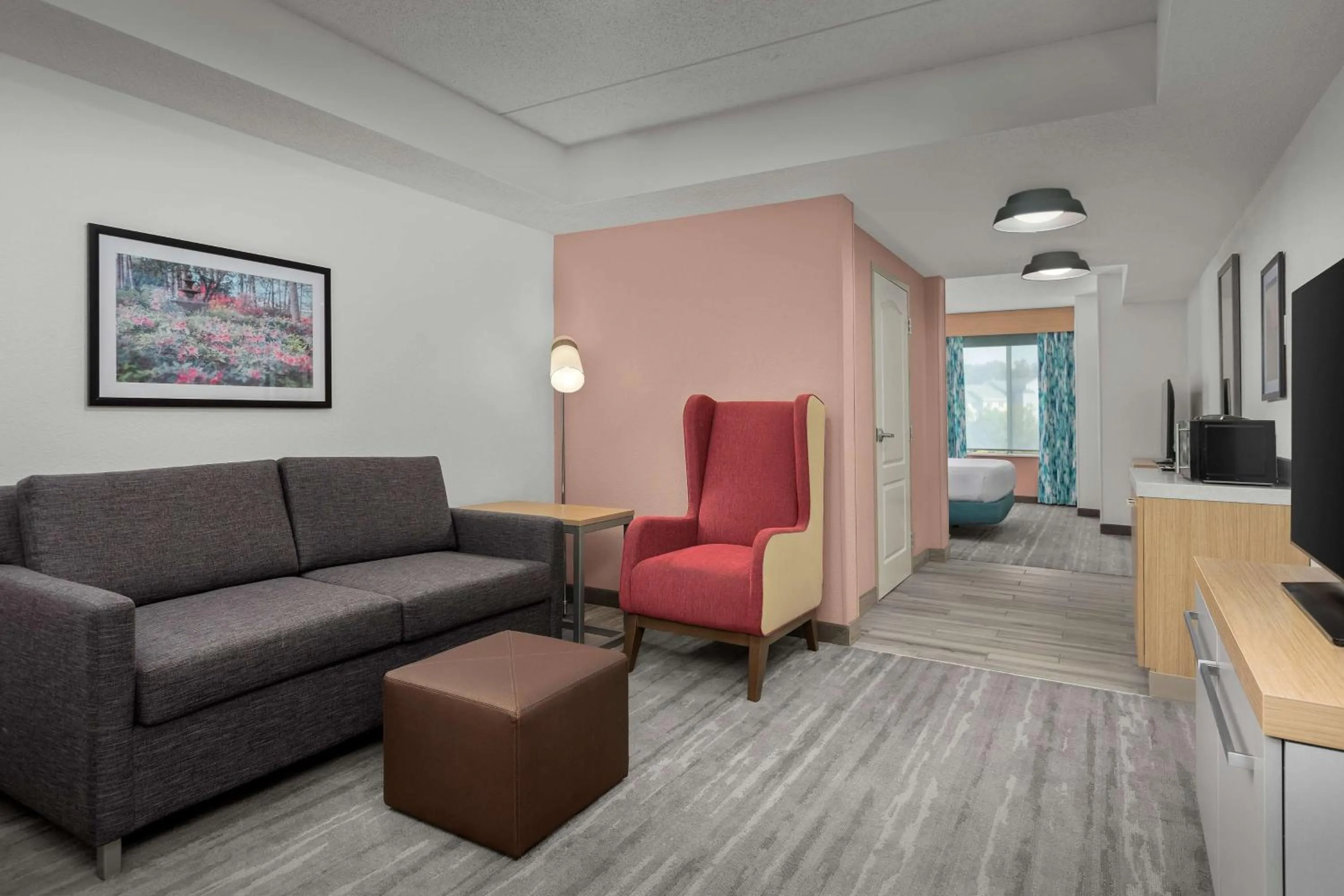 Junior King Suite with Seating Area in Hilton Garden Inn Greensboro