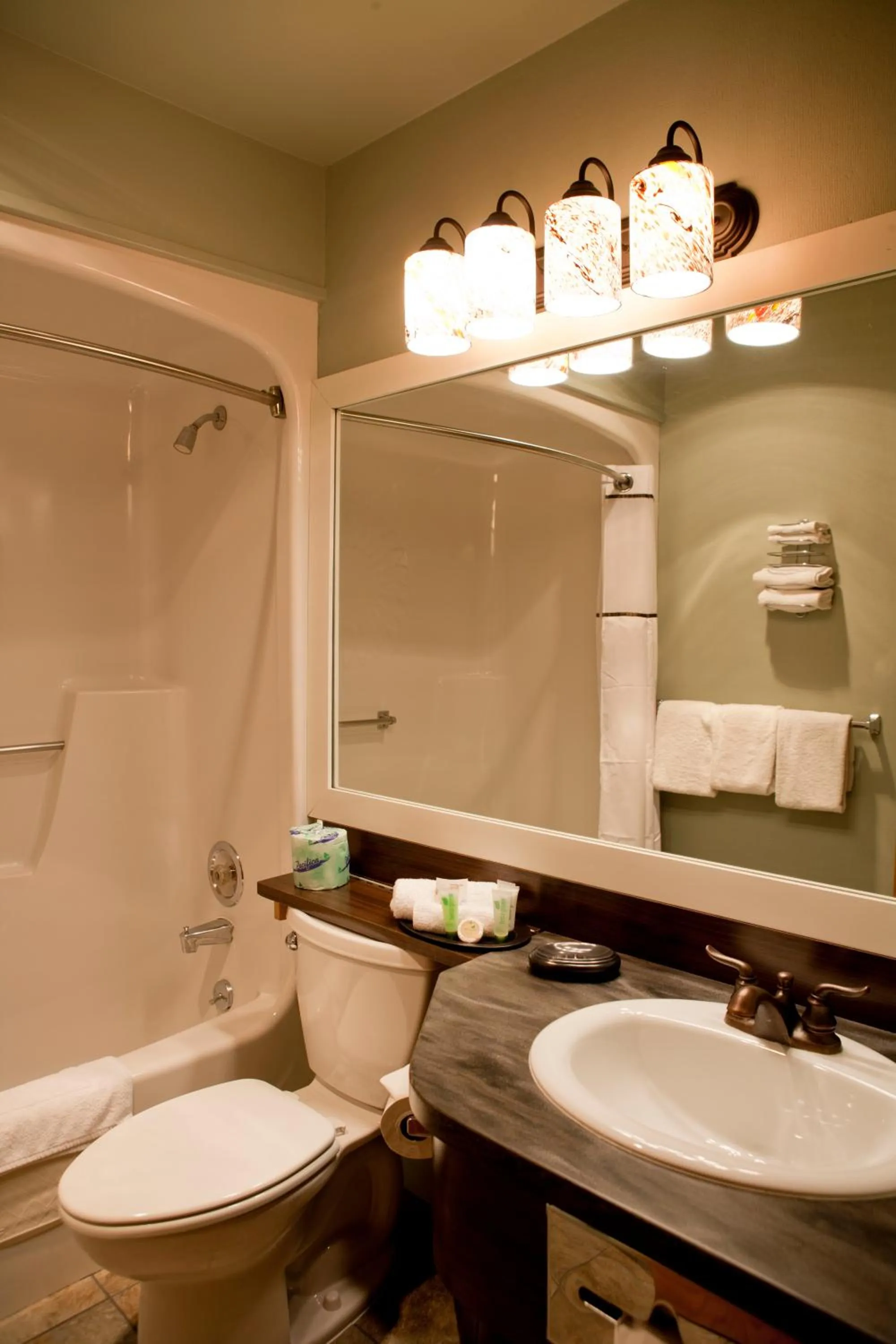 Queen Room in Dude Rancher Lodge