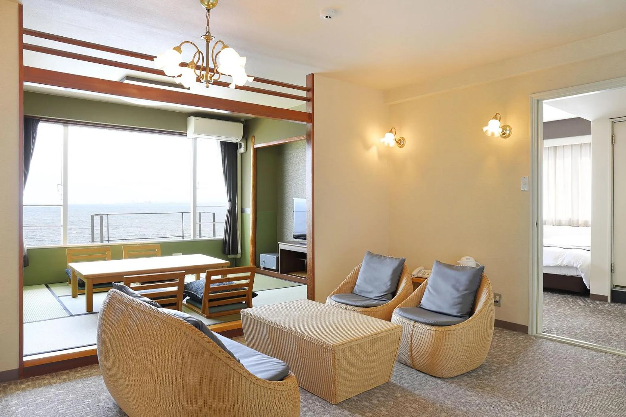 Superior Twin Room with Tatami Area - single occupancy - Non-Smoking in Ooedo Onsen Monogatari Beppu Seifu