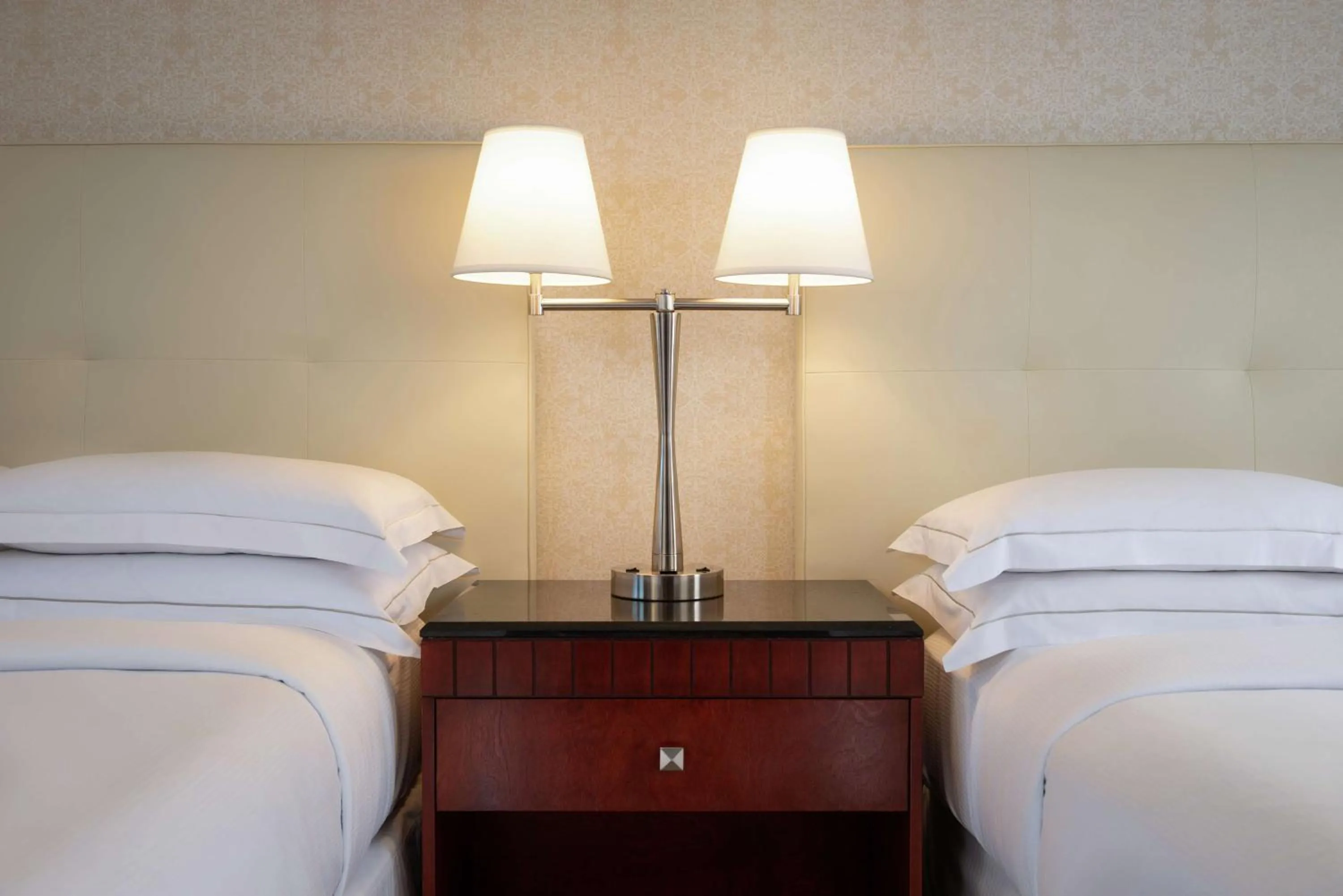 Double Room with Two Double Beds in Hilton Los Angeles-Universal City