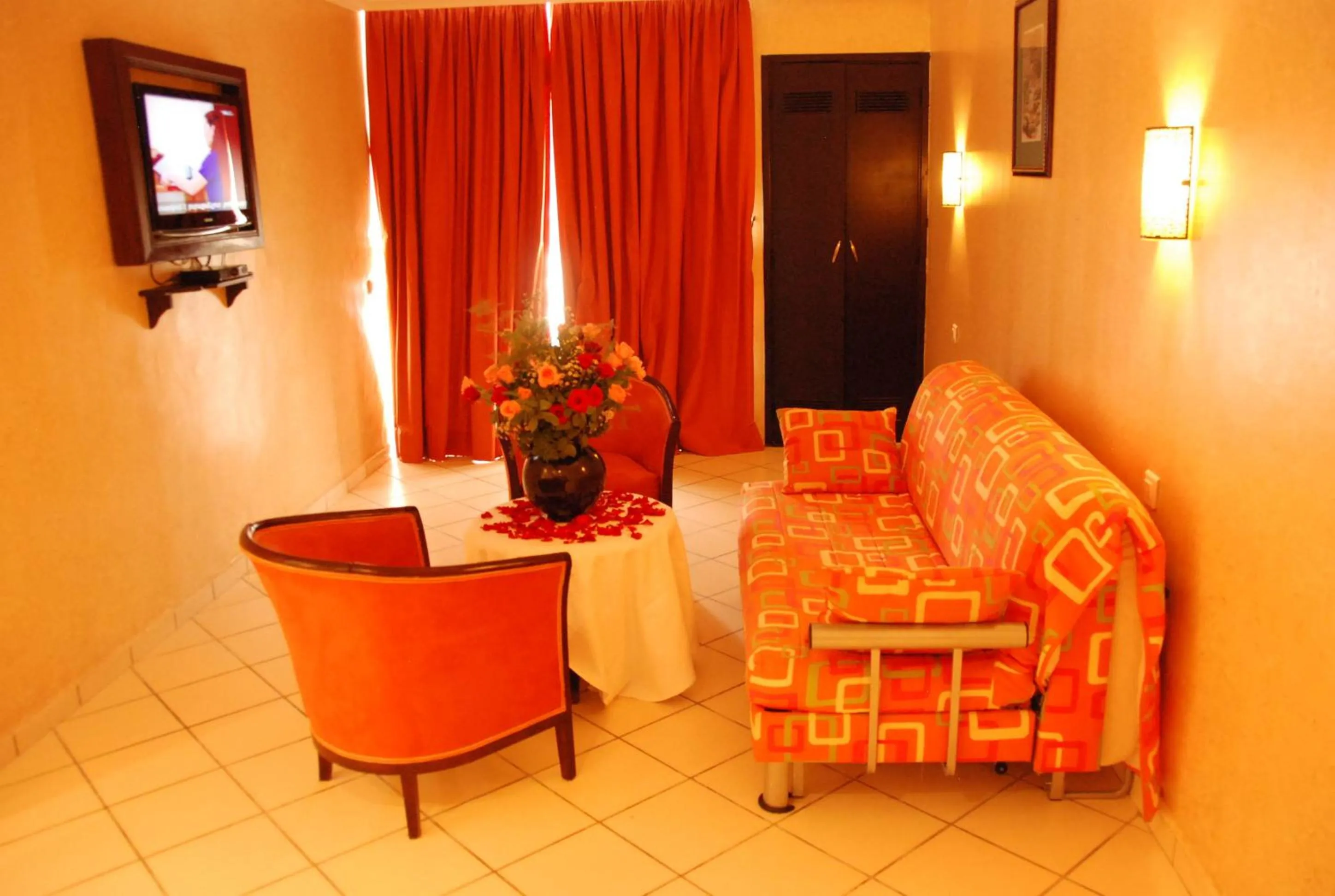 Studio Apartment in New Farah Hotel