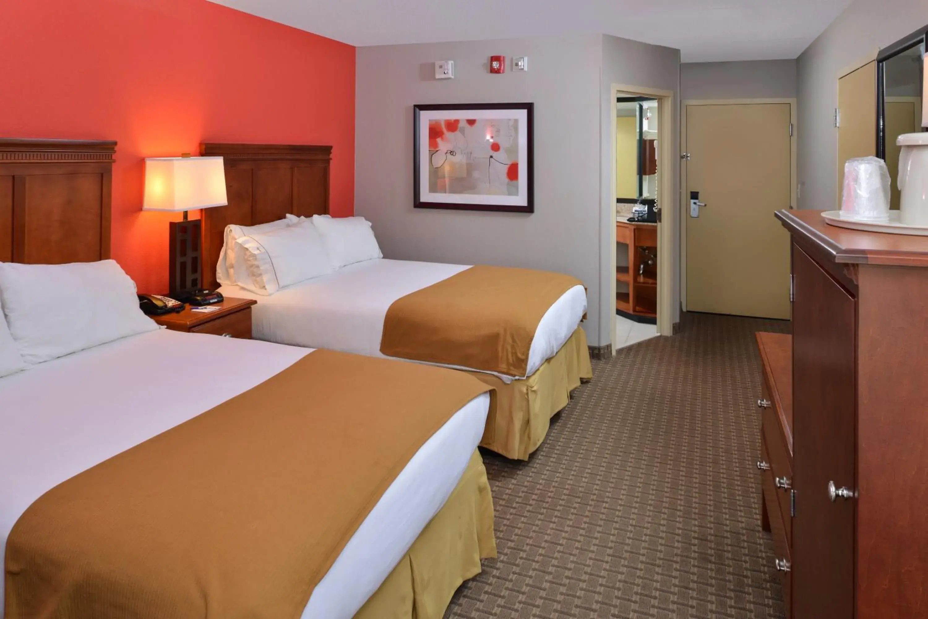 Holiday Inn Express Crestwood by IHG Holiday Inn Express Crestwood by IHG