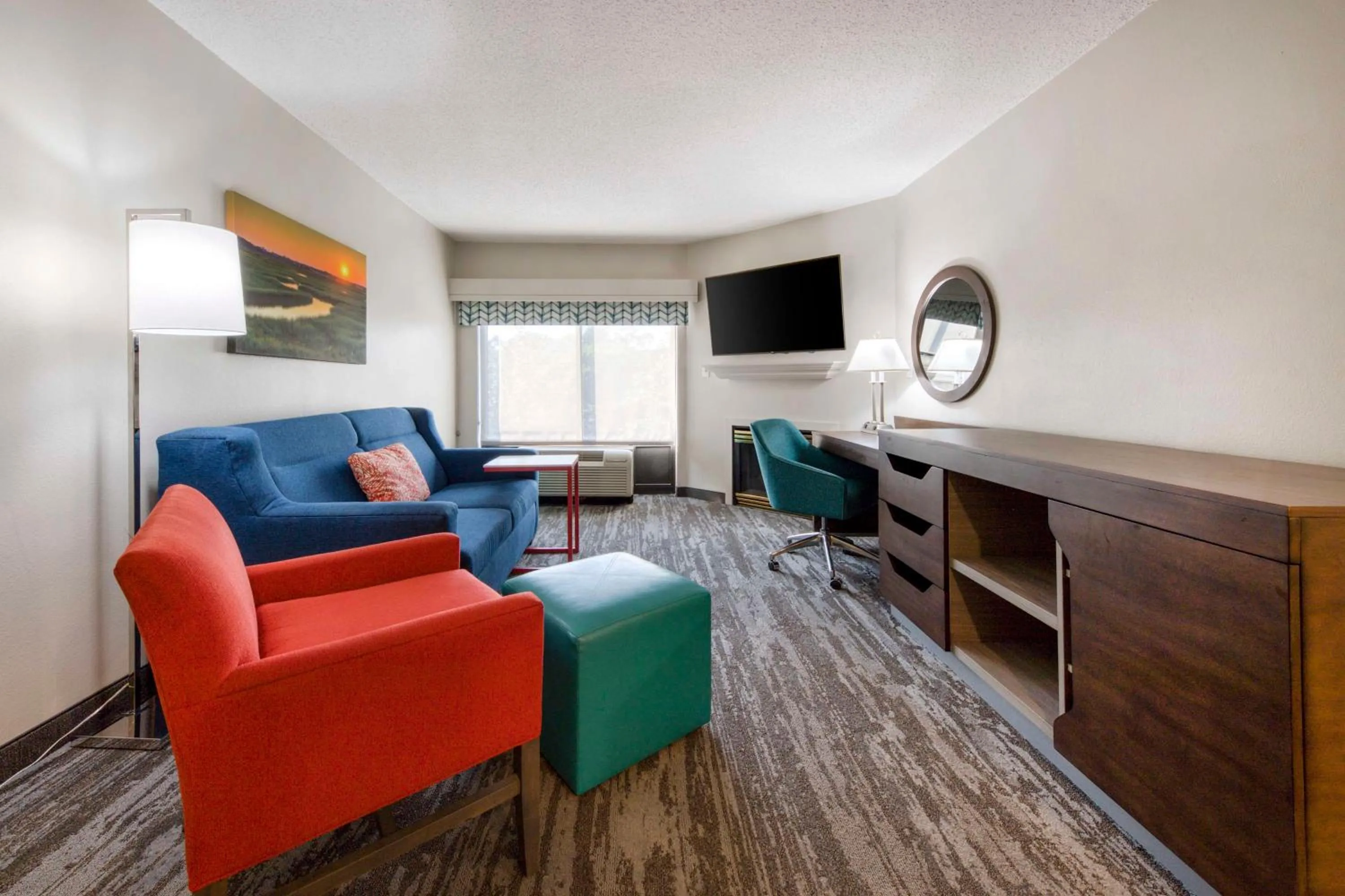 Bedroom in Hampton Inn & Suites Wilmington/Wrightsville Beach