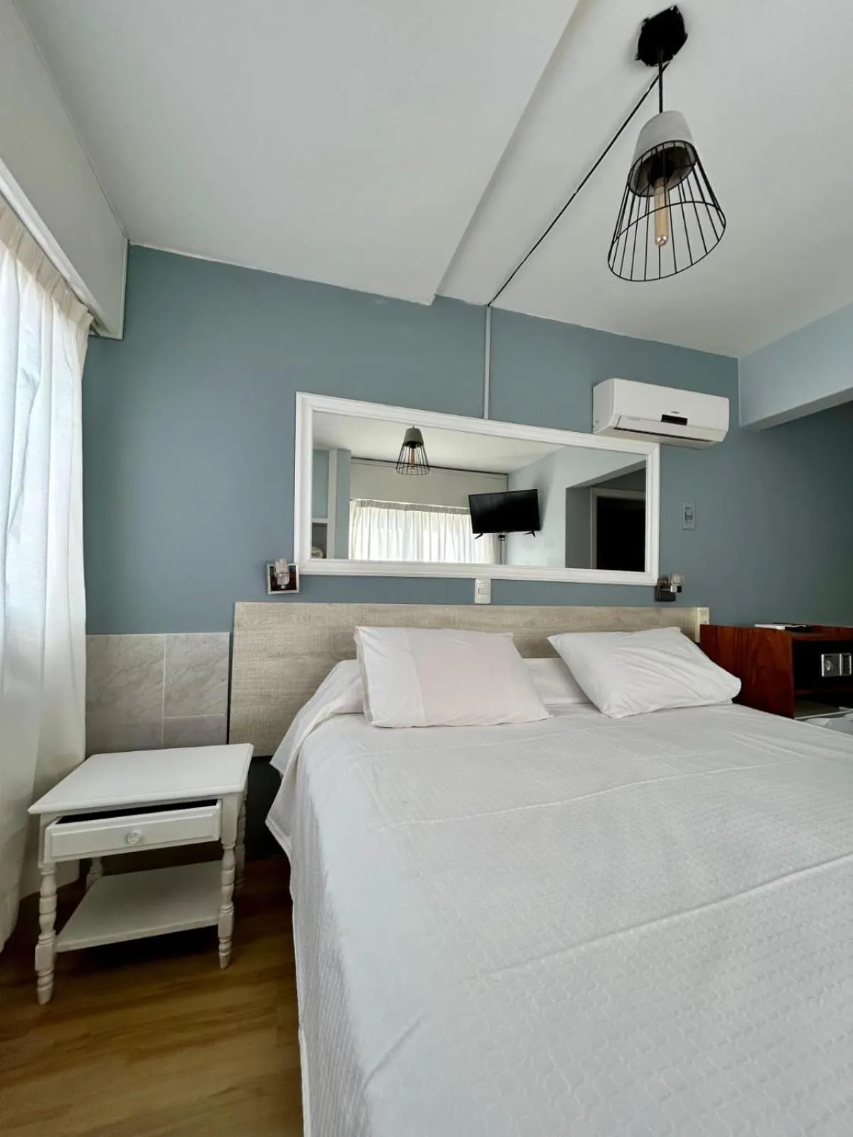 Budget Double Room in Hotel Playa Brava