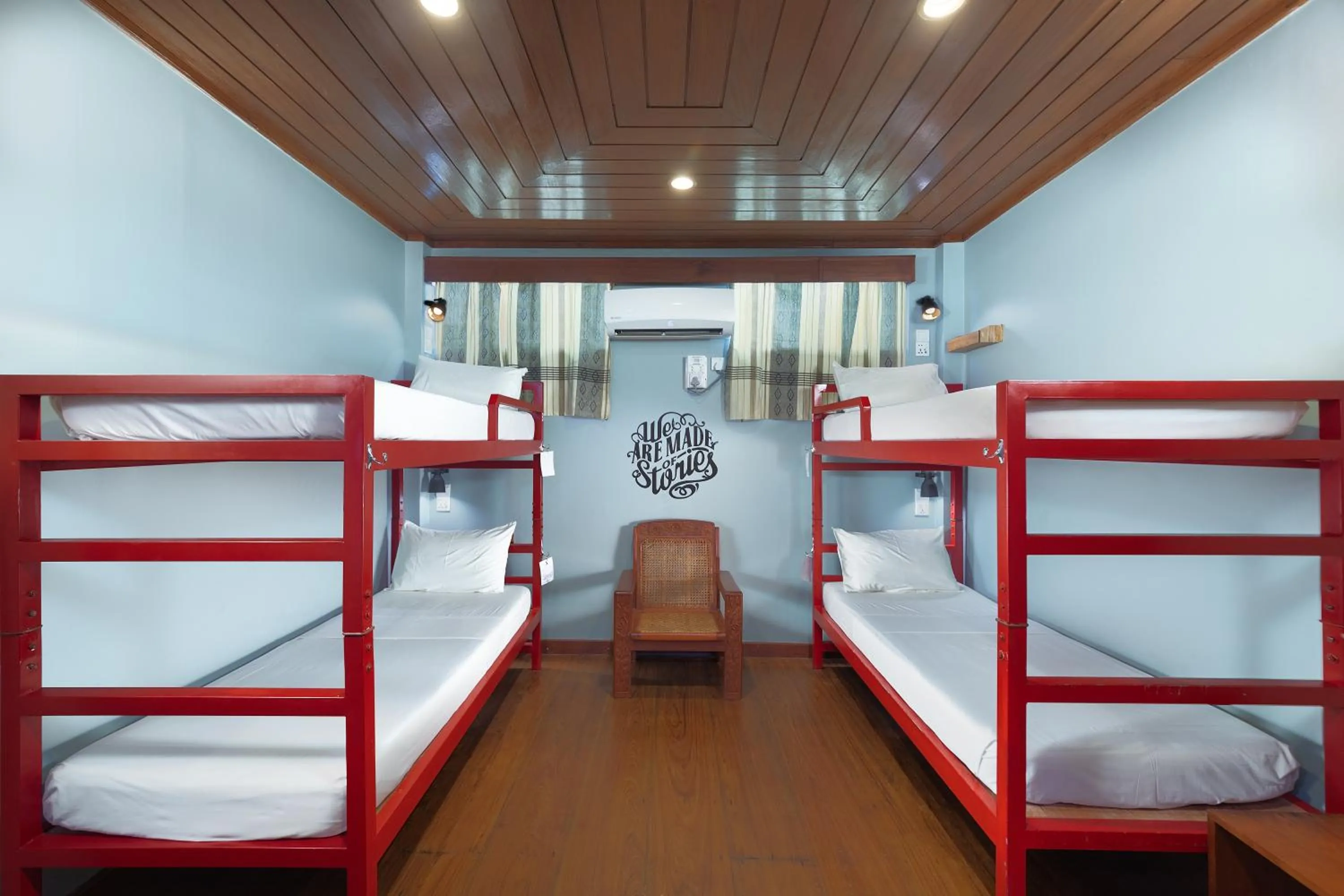 Twin Room in Ostello Bello Bagan Pool