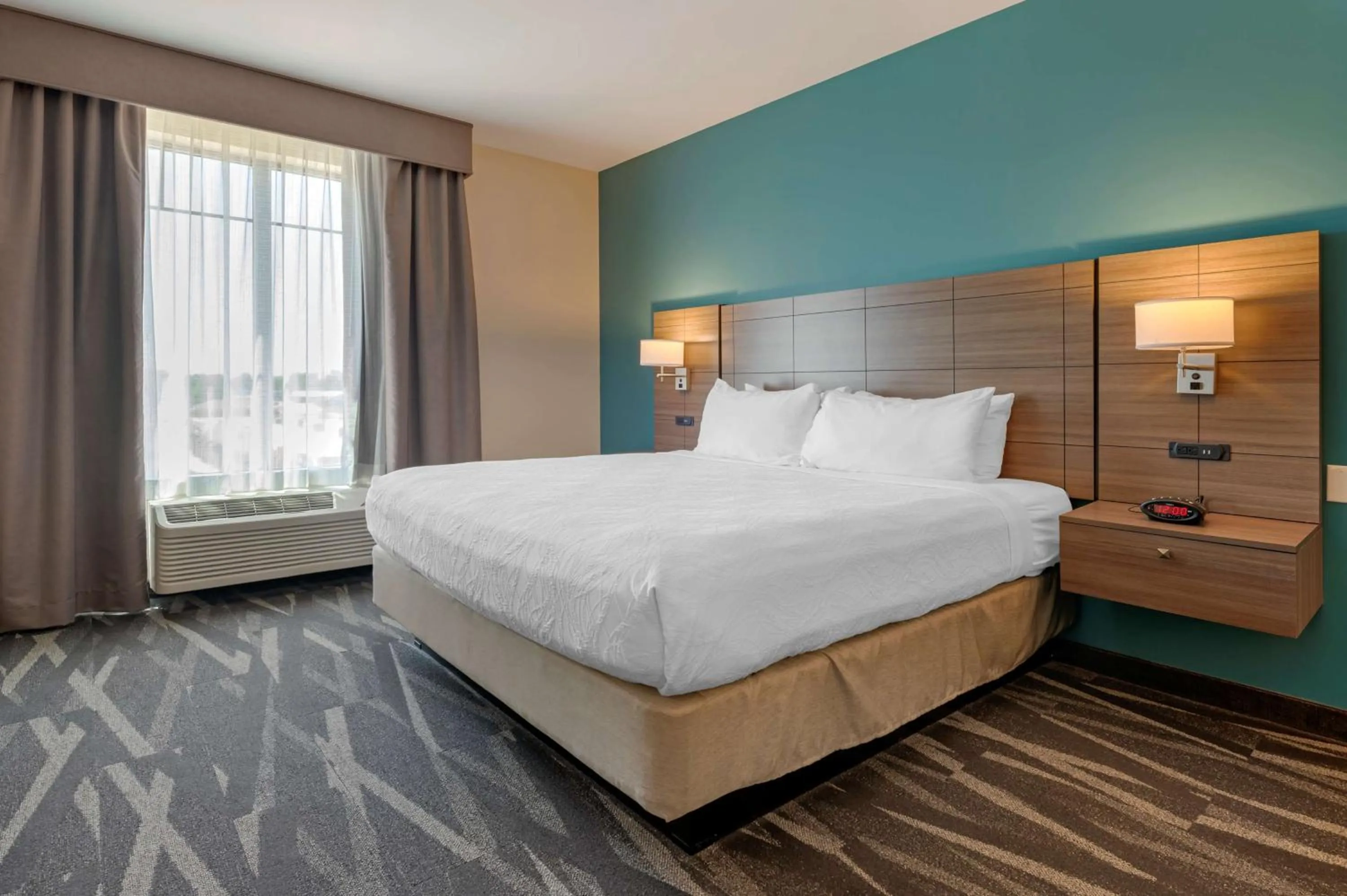 King Room - Disability Access in Best Western Plus Centralia Hotel & Suites