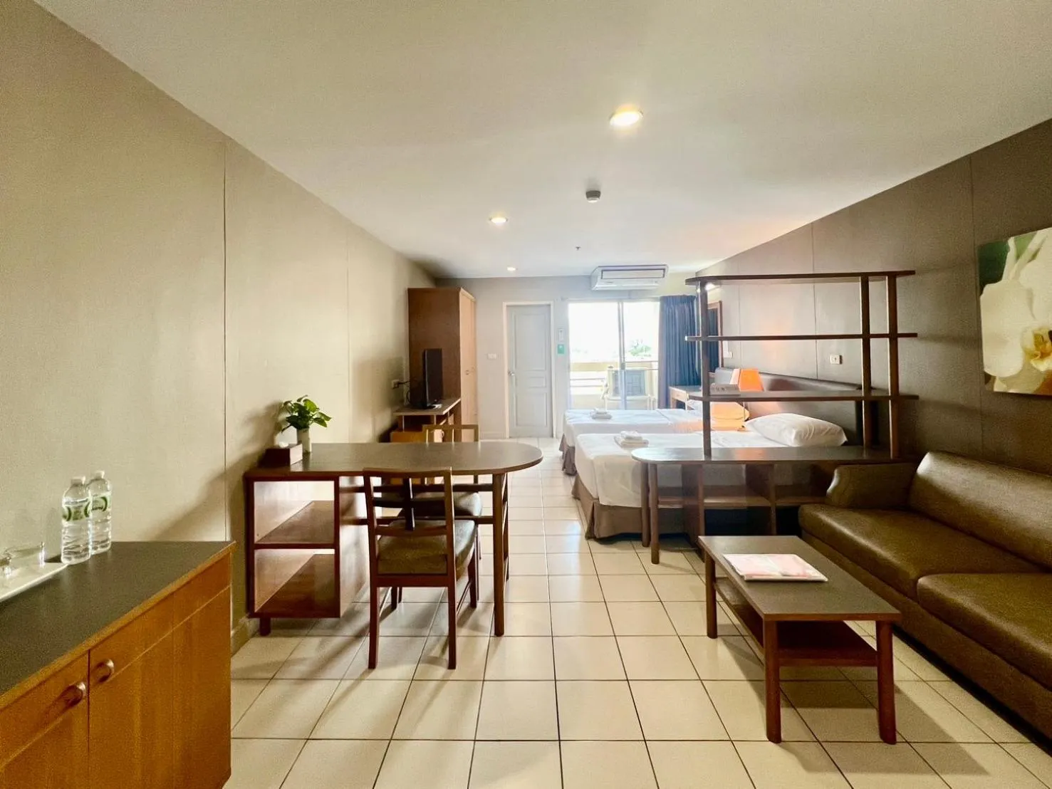 Superior Studio Twin Bed Room in BU Place Hotel