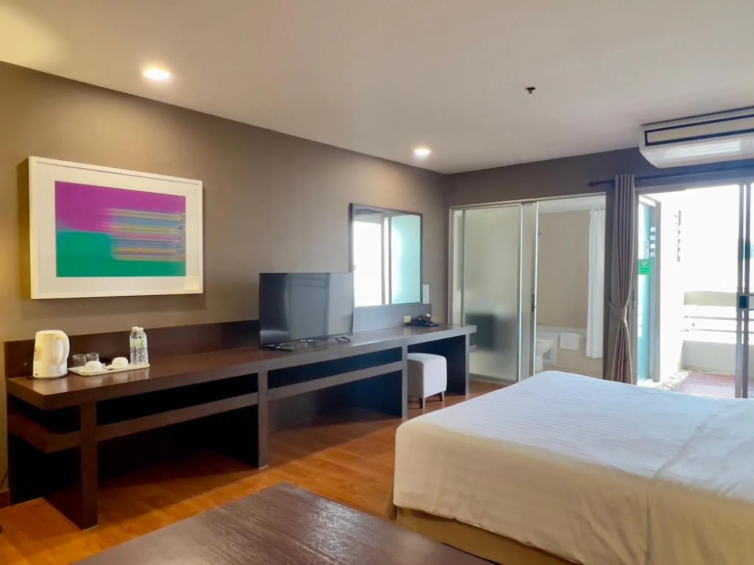 Grand Studio Double Bed Room in BU Place Hotel