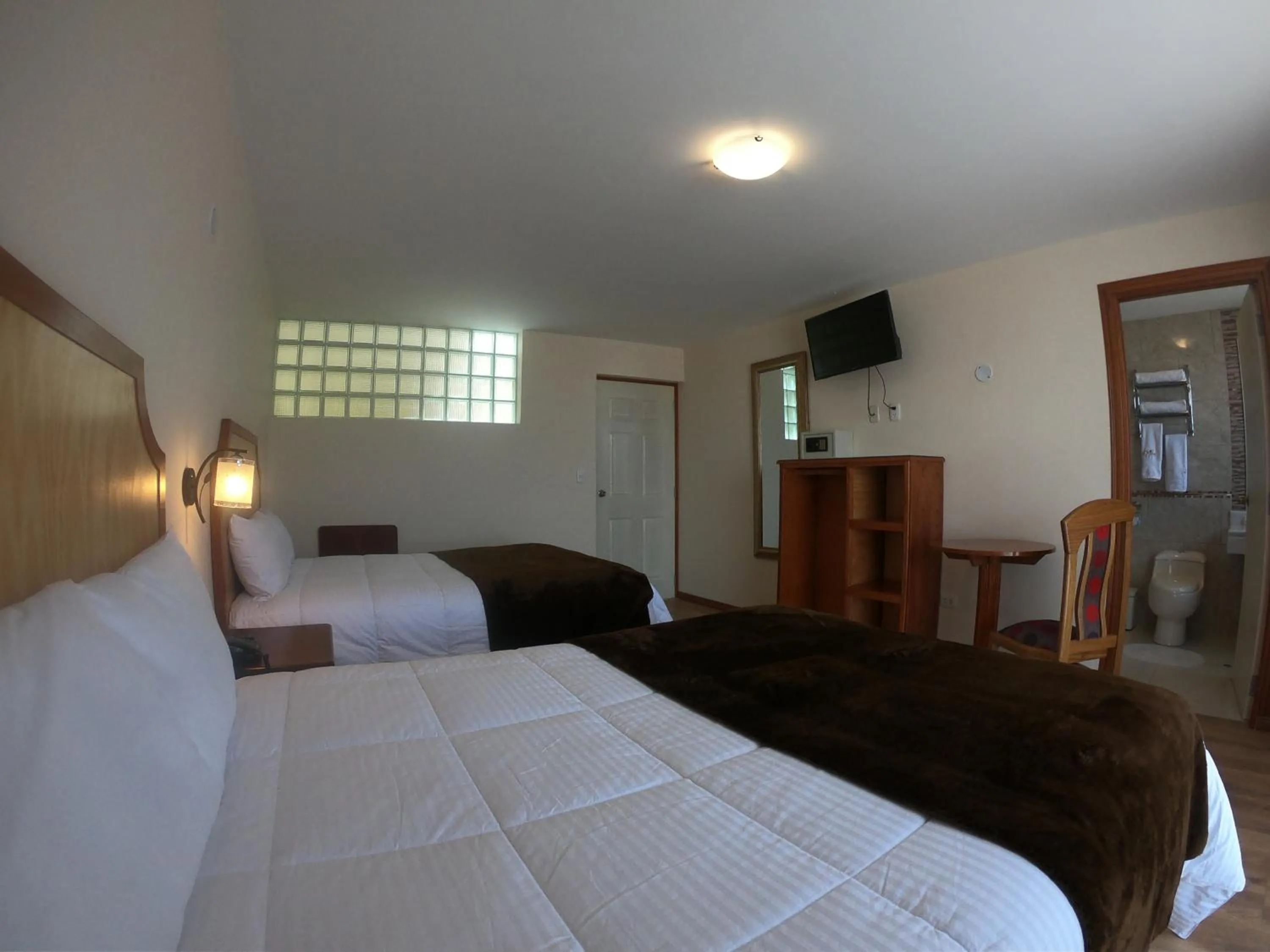 Twin Room in Sol Plaza Hotel