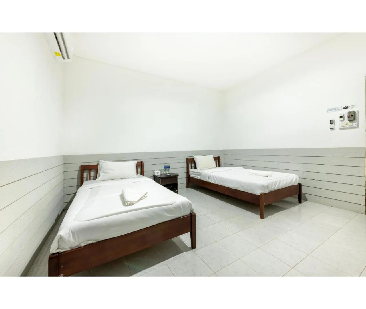 Standard Twin Room in Mac Garden Resort