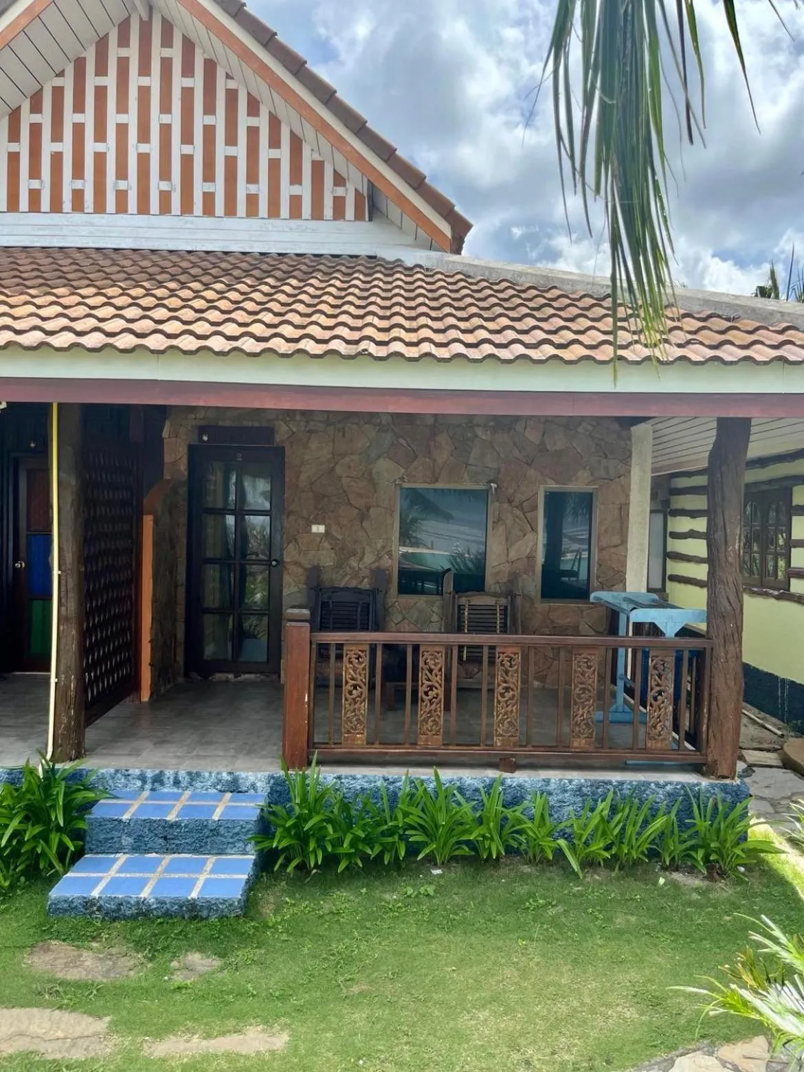 Deluxe Double Room with Side Sea View - single occupancy in First Villa Beach Resort