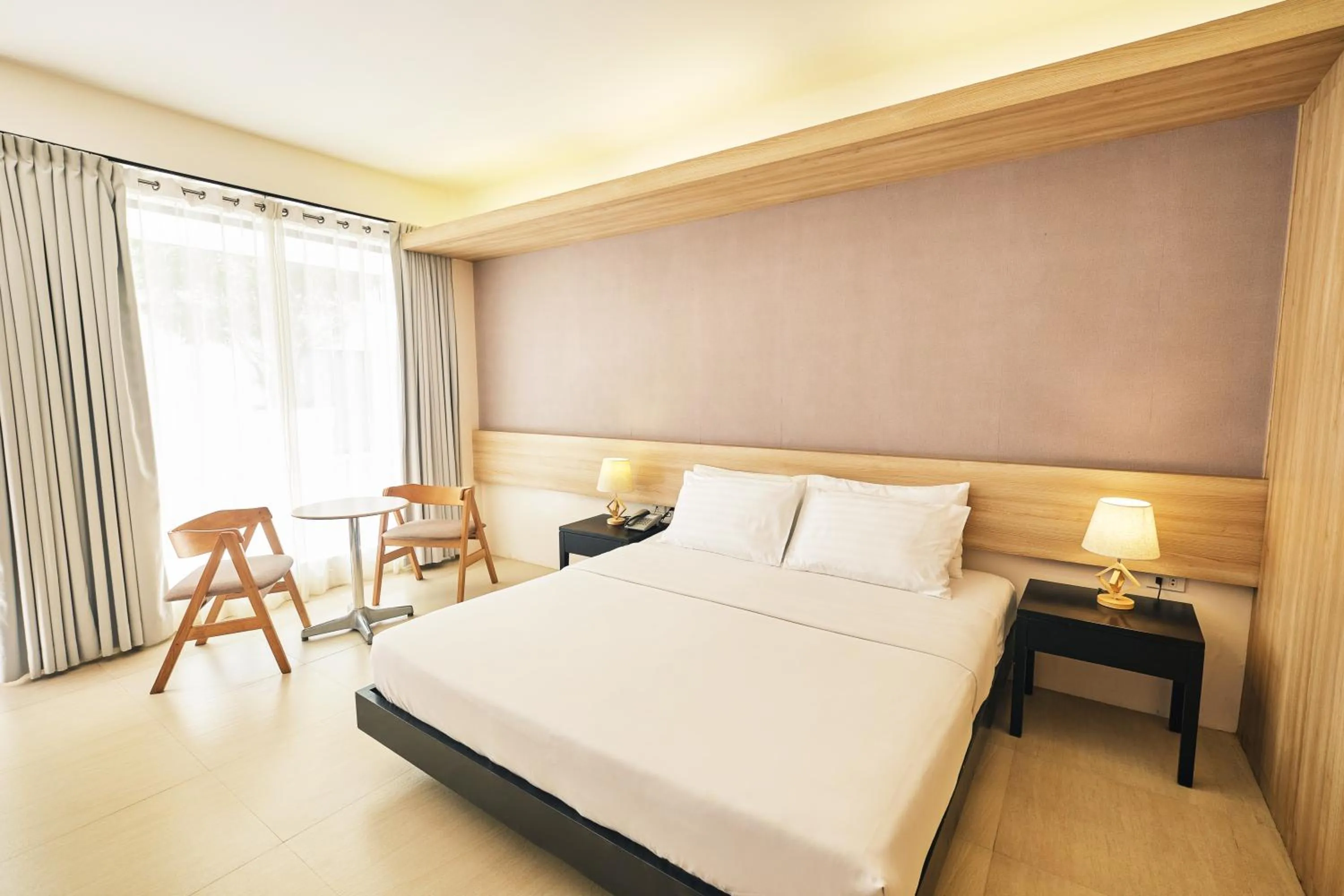 Premier Deluxe King Room in The Tides Hotel Boracay