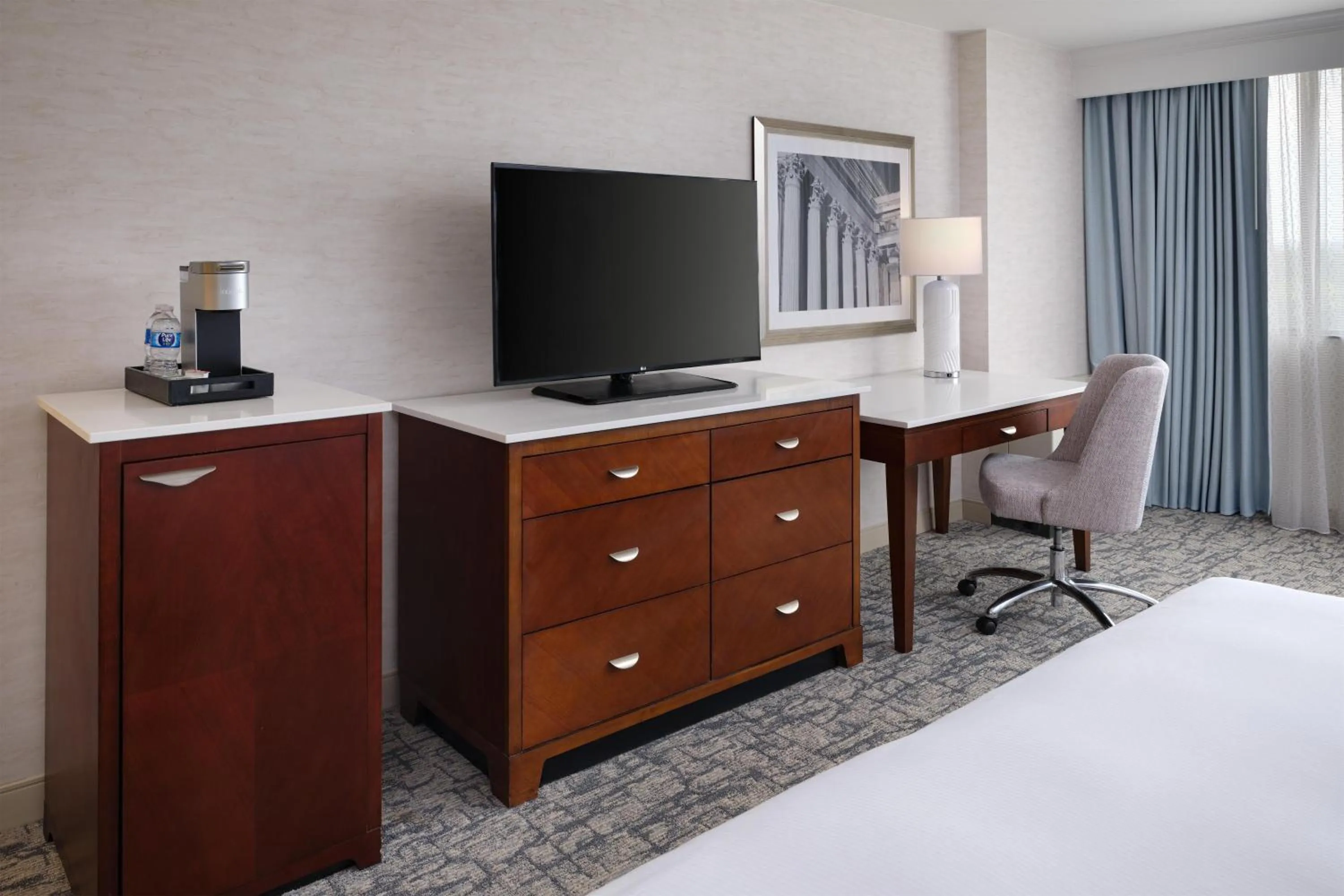 King Room with City View in Hilton Washington DC/Rockville Hotel & Executive Meeting Center