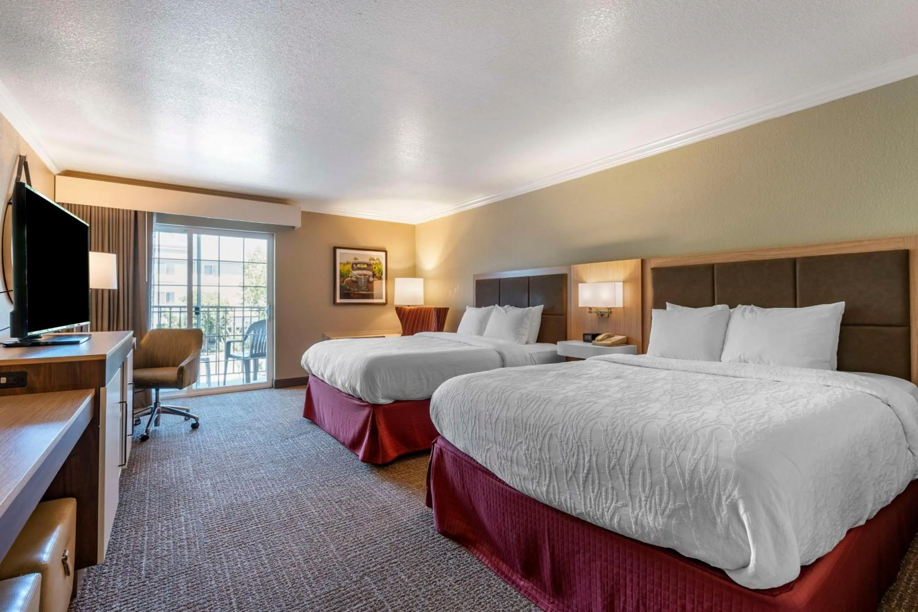 Queen Room with Two Queen Beds and Balcony - Non-Smoking in Hampton Inn Ukiah
