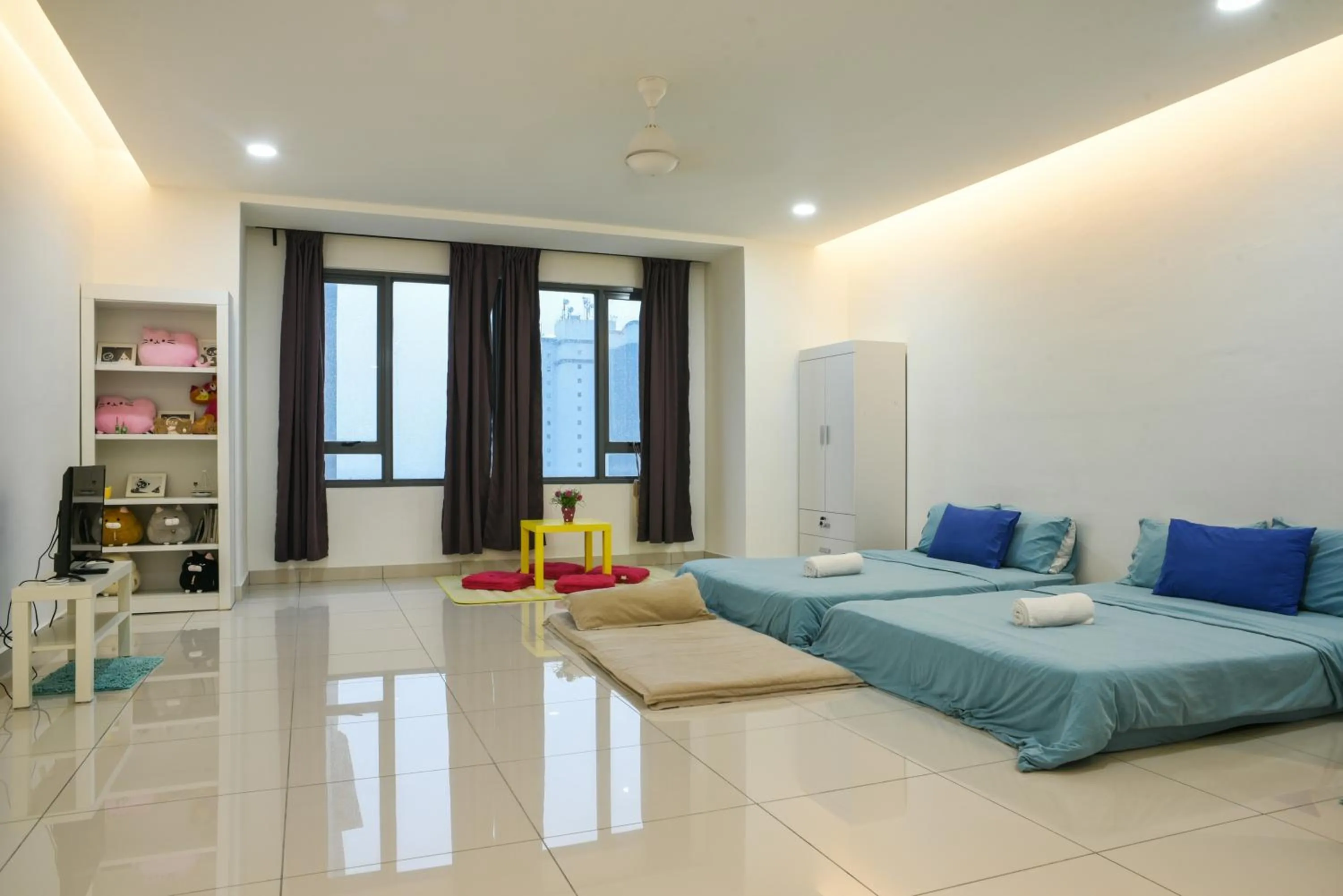 Deluxe Queen Studio  in Damen Subang by Widebed