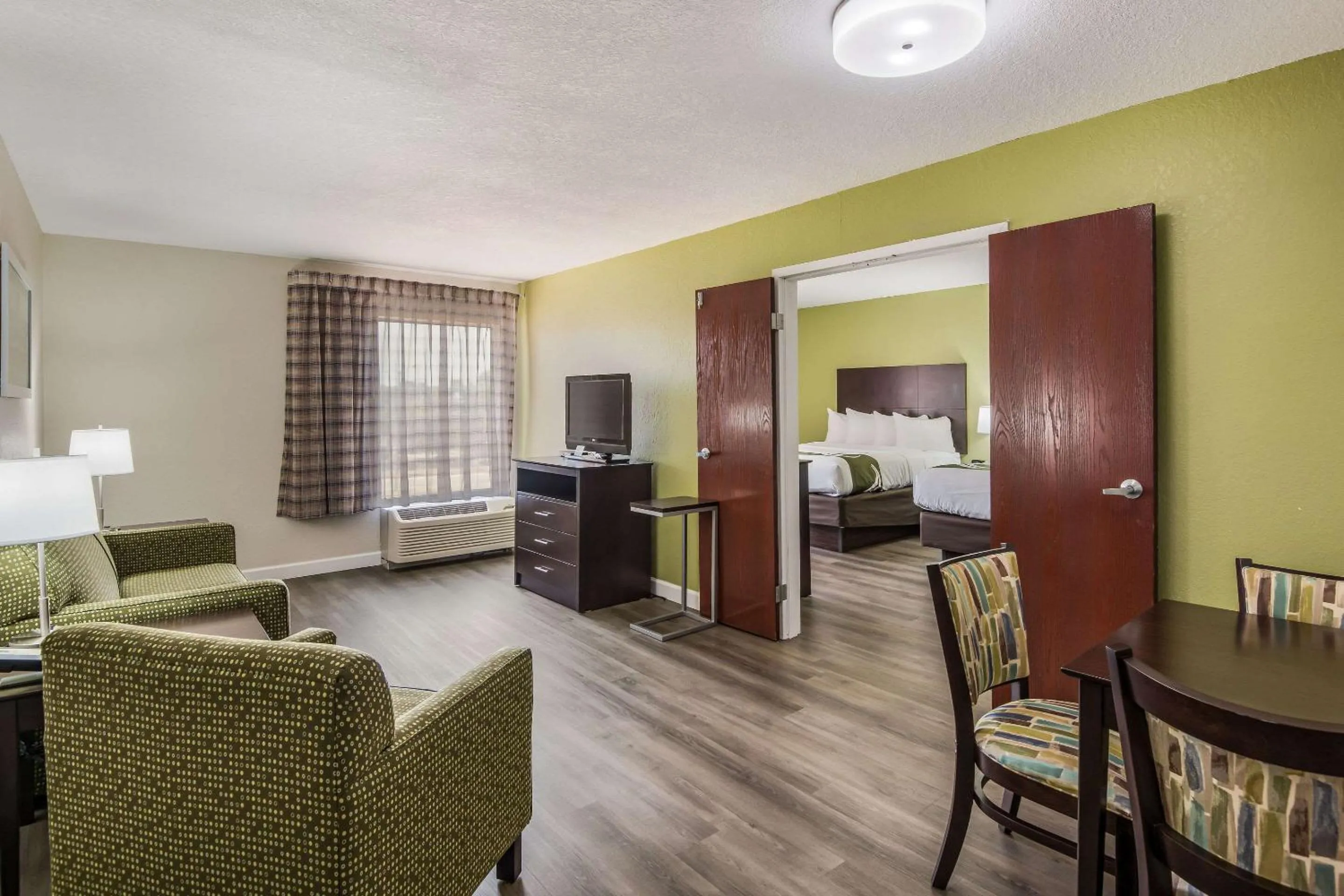 Superior Queen Suite with Two Queen Beds - Non-Smoking in Quality Inn & Suites Quincy - Downtown