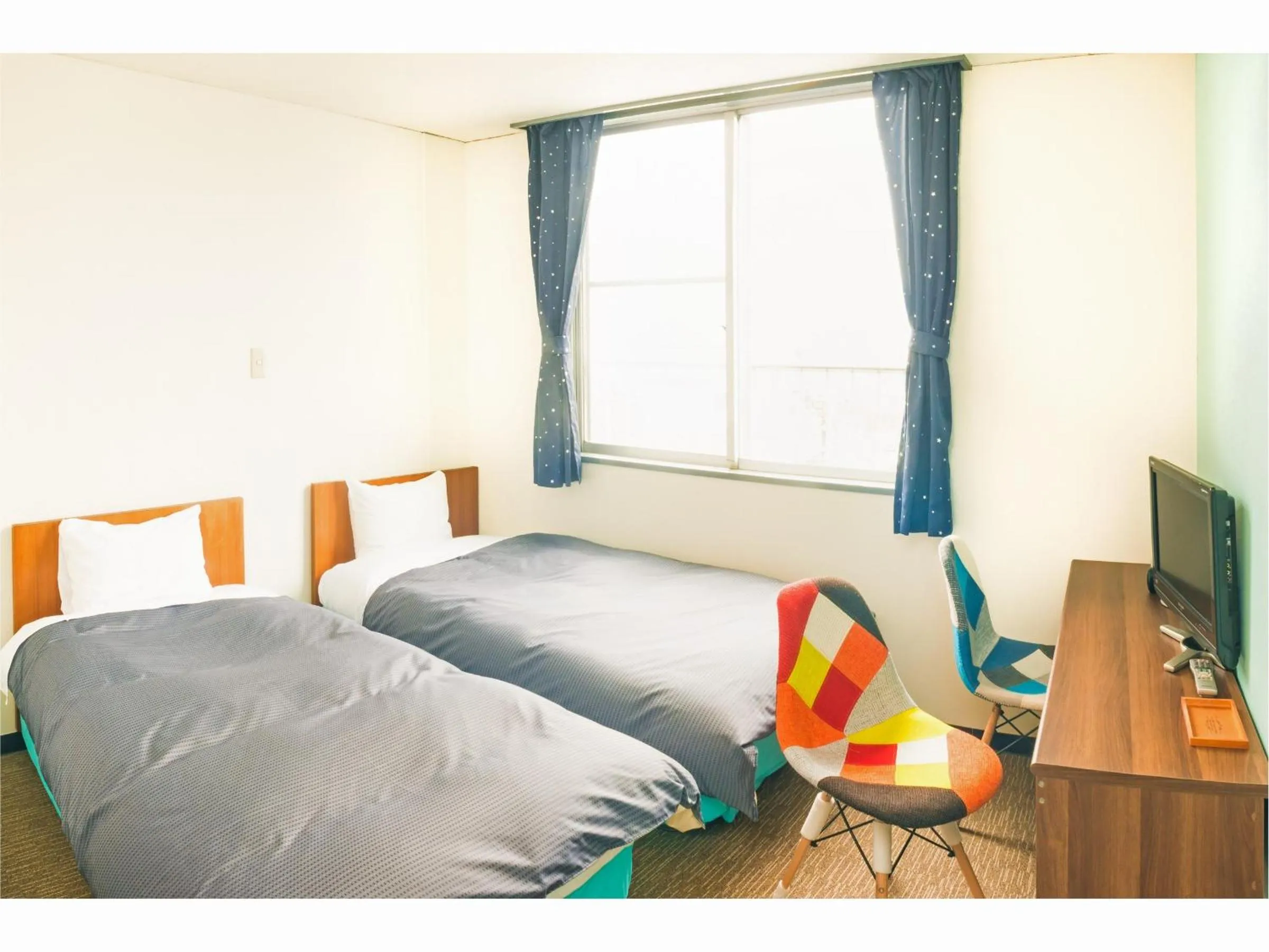 Twin Room with Private Bathroom - single occupancy in Hotel Ina