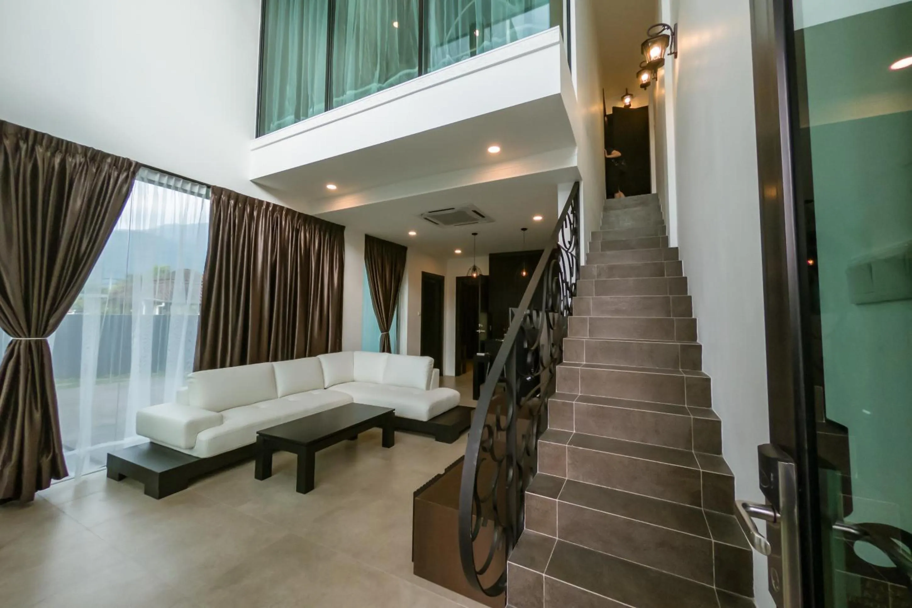 Two-Bedroom House in Hermitage Boutique House