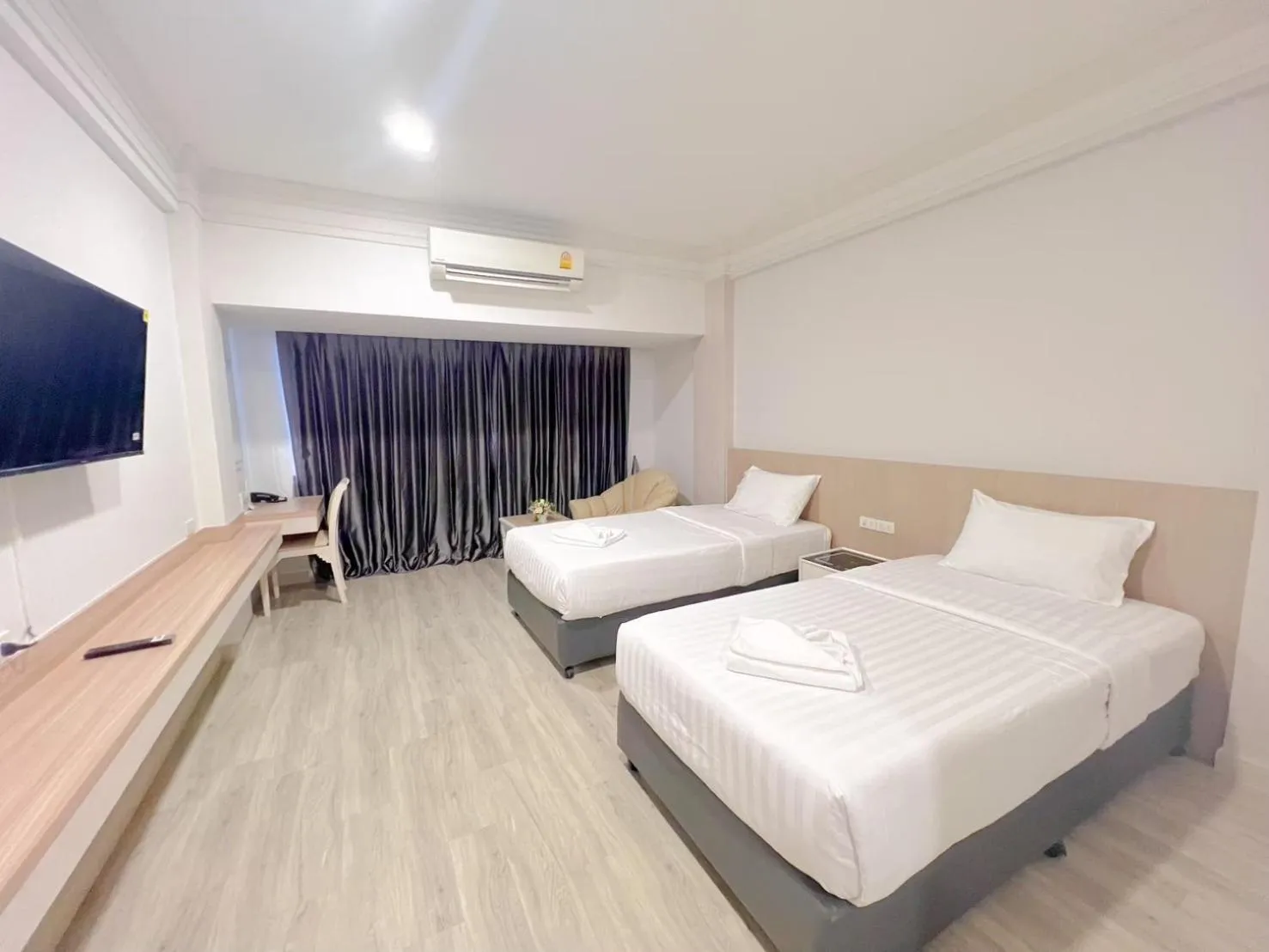 Deluxe Twin Room in The Space Hotel Chiang Rai