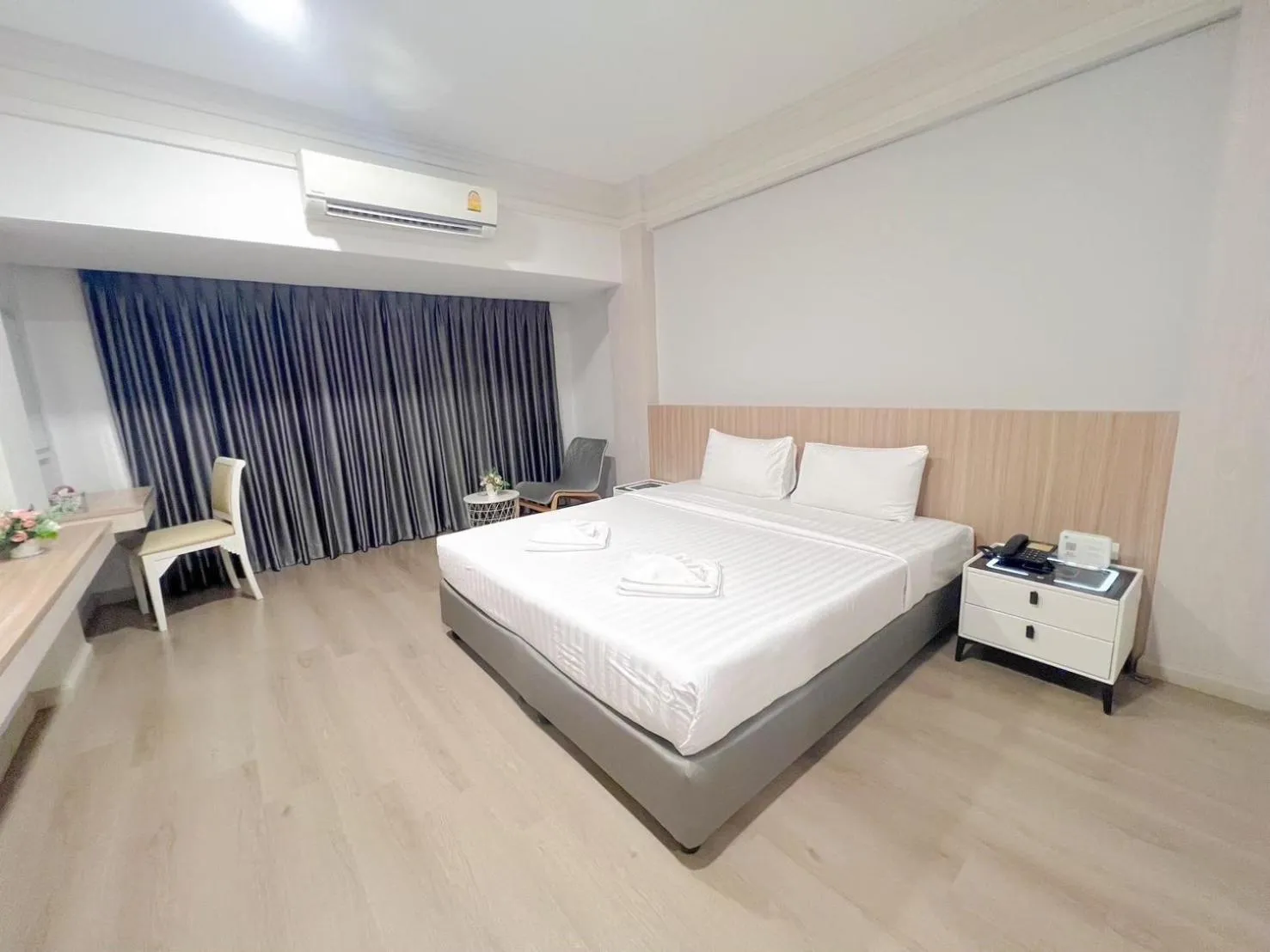 Deluxe King Room in The Space Hotel Chiang Rai