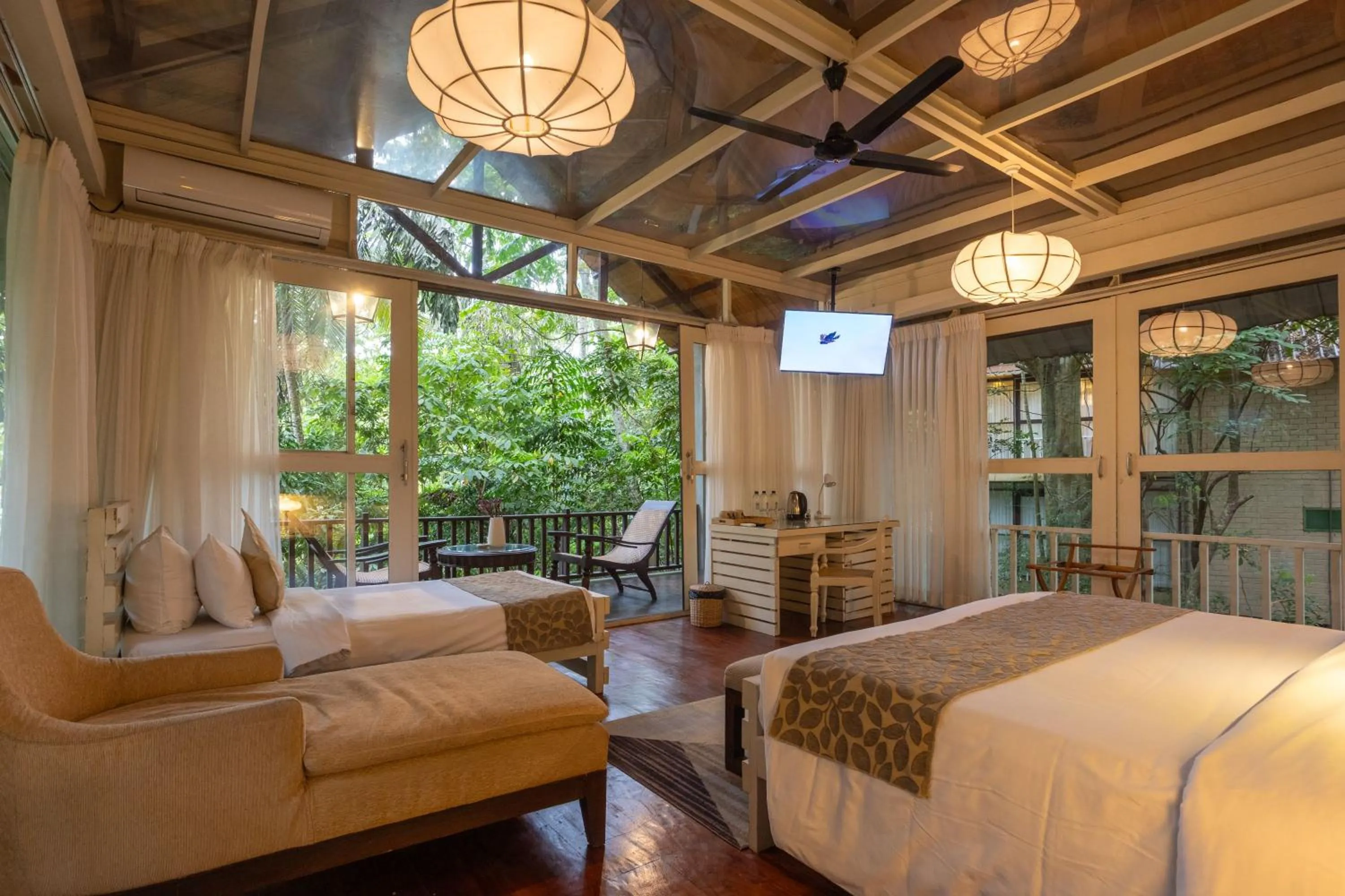 Superior Triple Room in Jungle Village Unawatuna