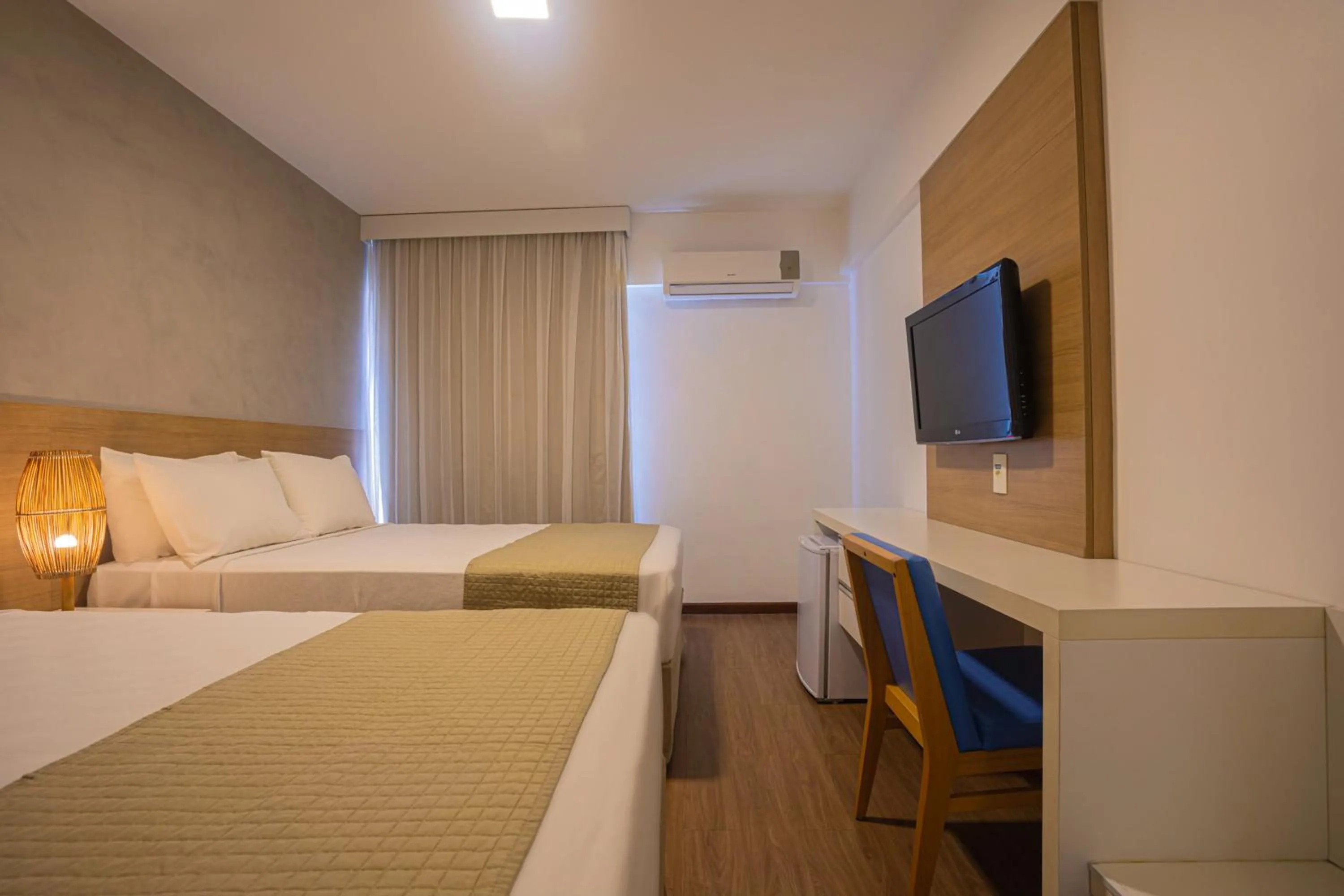 Family Room (4 Adults) in Palms Ponta Verde by Tropicalis