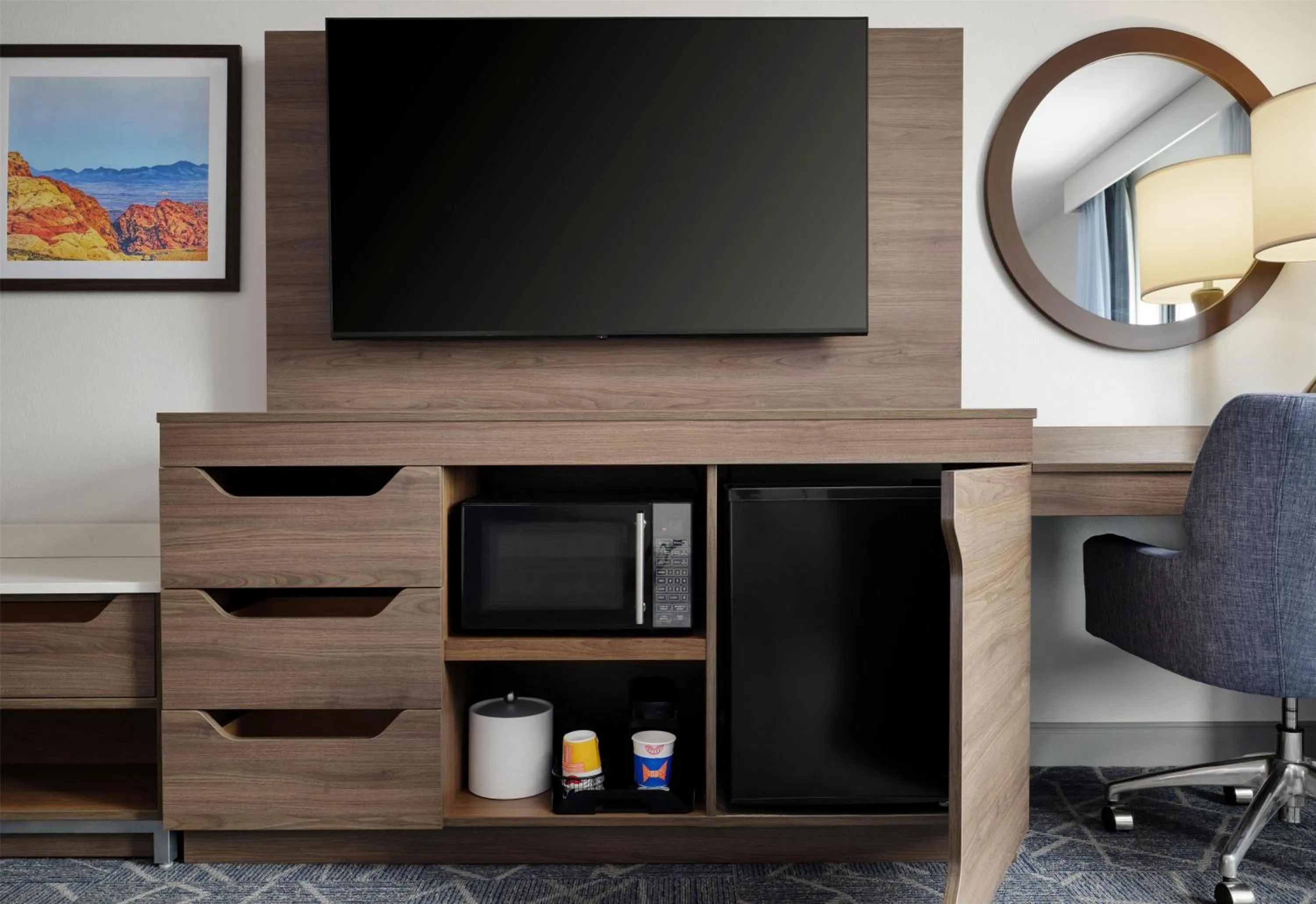 King Room with King Bed - Non-Smoking in Hampton Inn & Suites Las Vegas-Red Rock/Summerlin